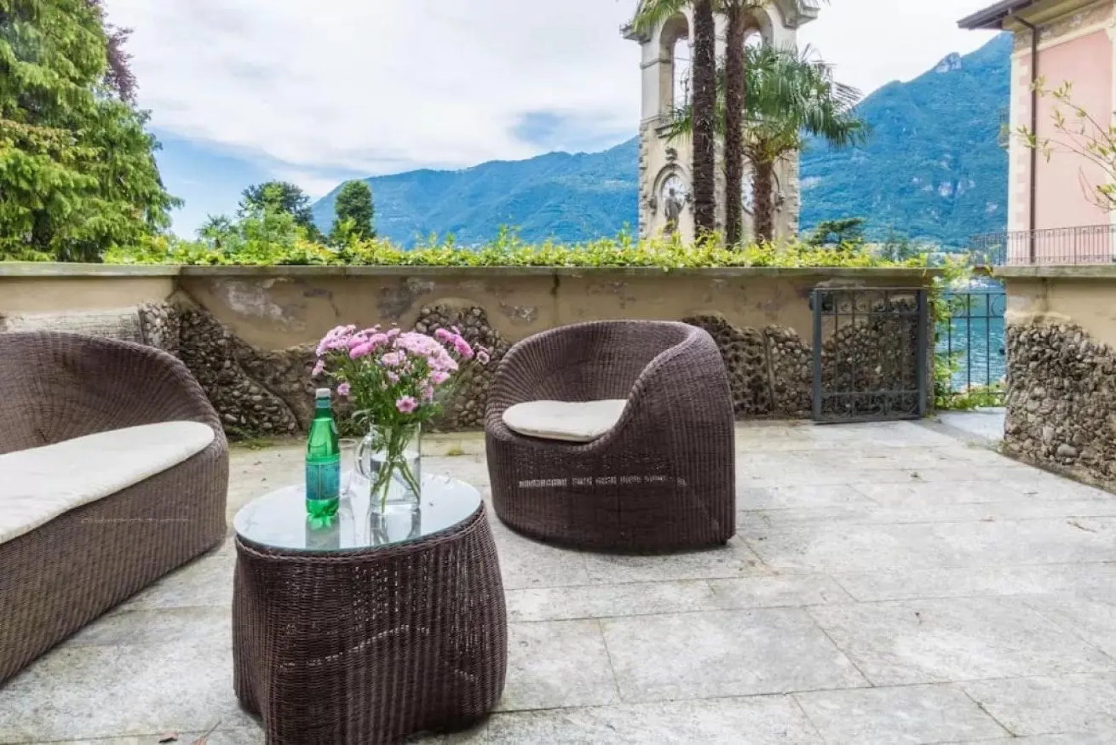 JOIVY Lake Como Waterfall House