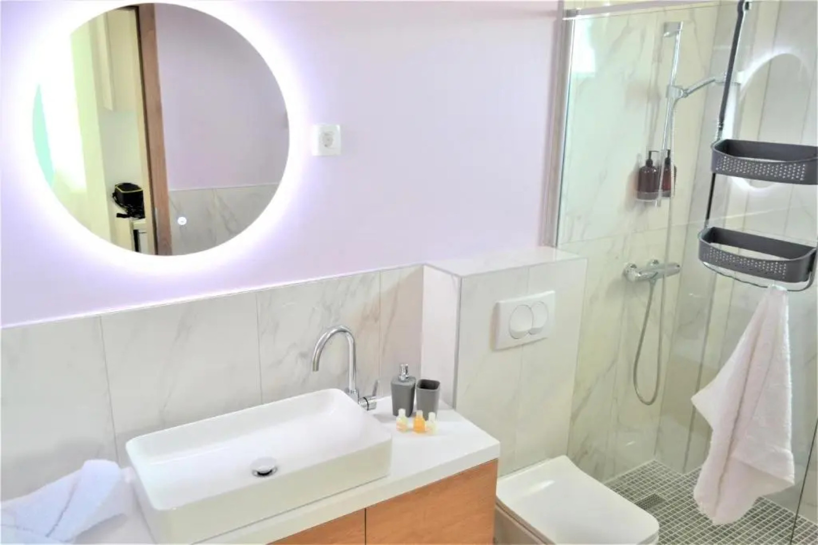 Sea view villa with a pool-3 apartments