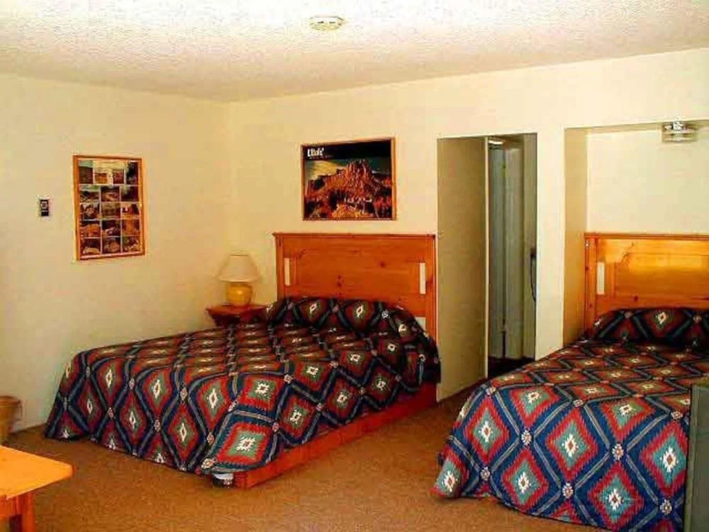 Capitol Reef Inn & Cafe