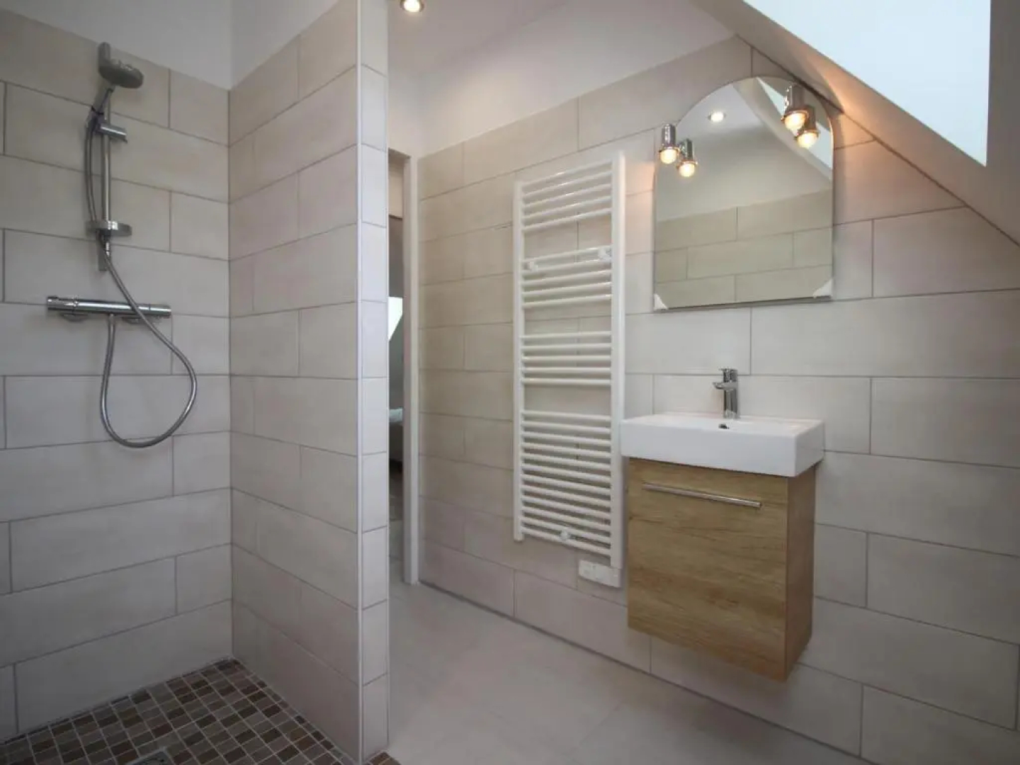 Appartement Murat-le-Quaire, 3 pièces, 5 personnes - FR-1-608-61