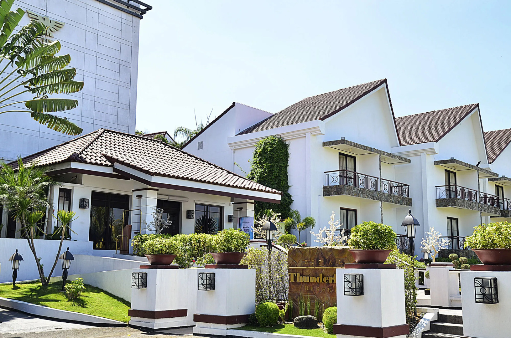 Thunderbird Resorts - Rizal
