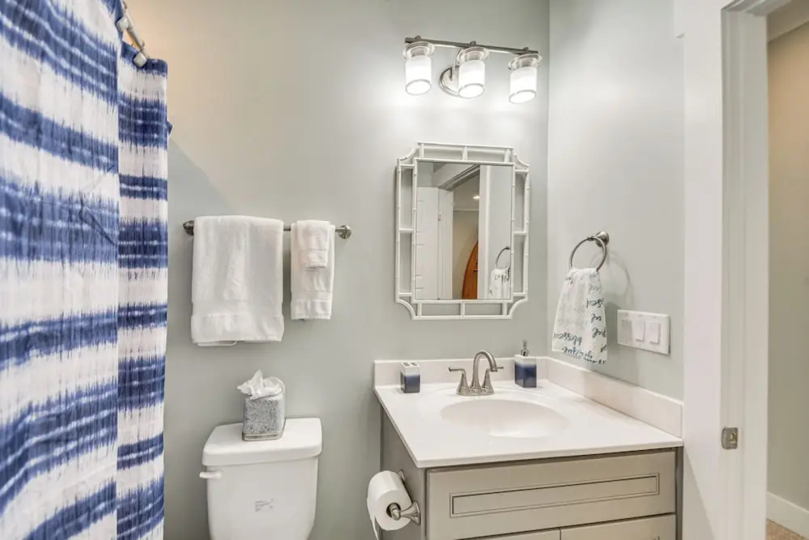 Cape Charles Home: Private Pier & Beach-front Deck