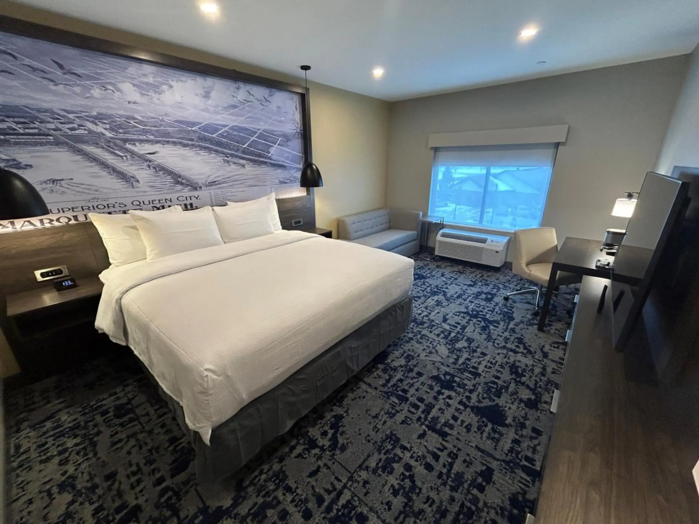 Best Western Plus Marquette Hotel & Suites