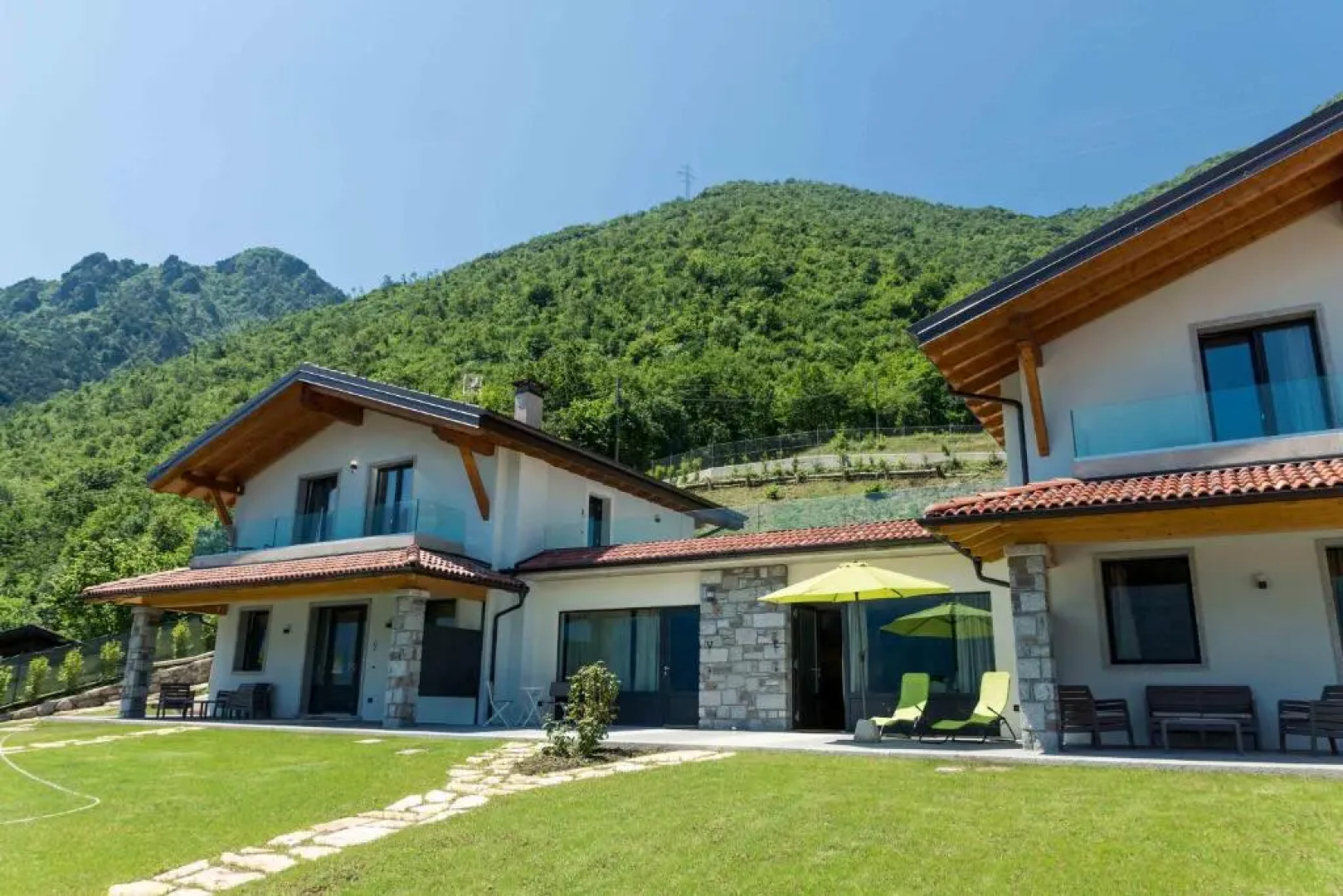 Rocca d'Anfo B&B-Apartments Lake View