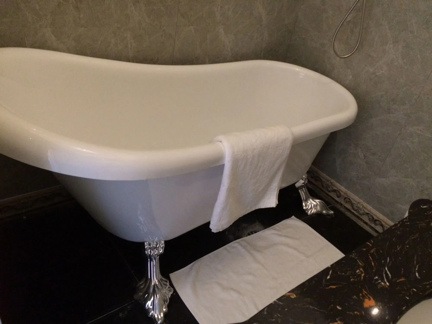 Chateau de la Rocherie Nevers Nord / Varennes-Vauzelles