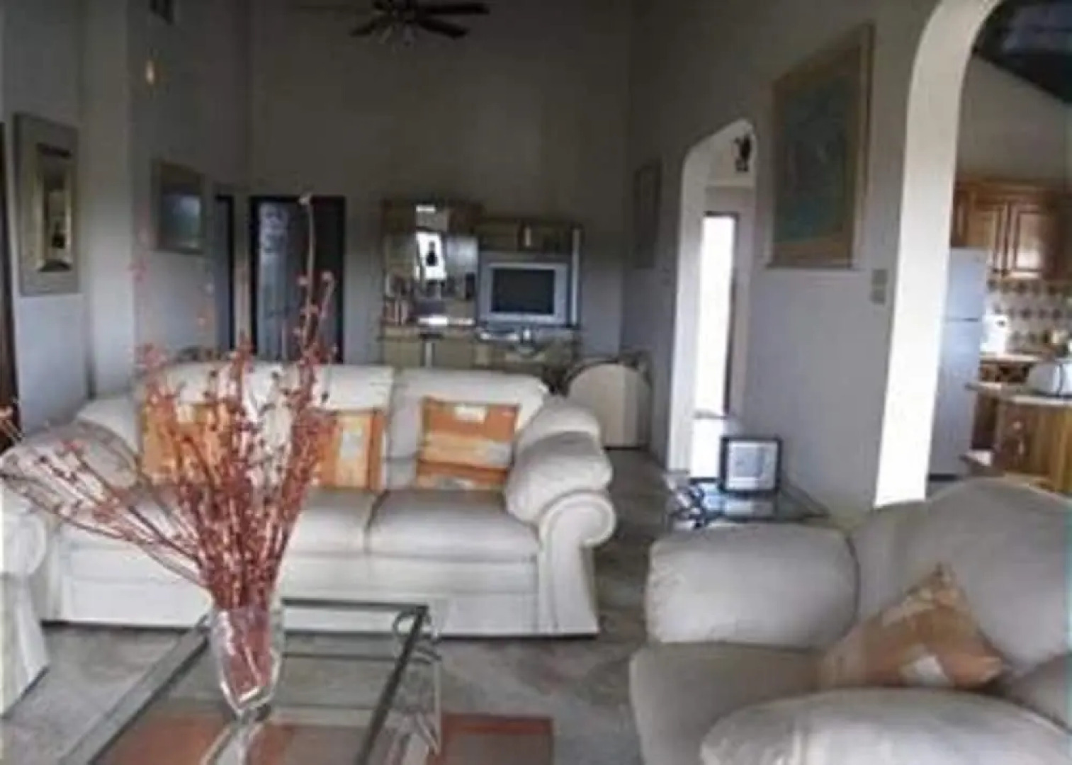 Barbados Sungold House Hibiscus - Three Bedroom Home