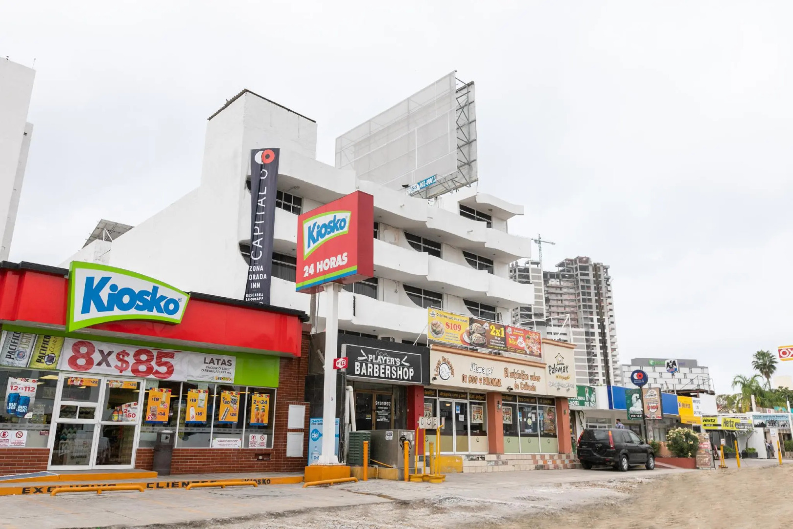 Capital O Zona Dorada Inn