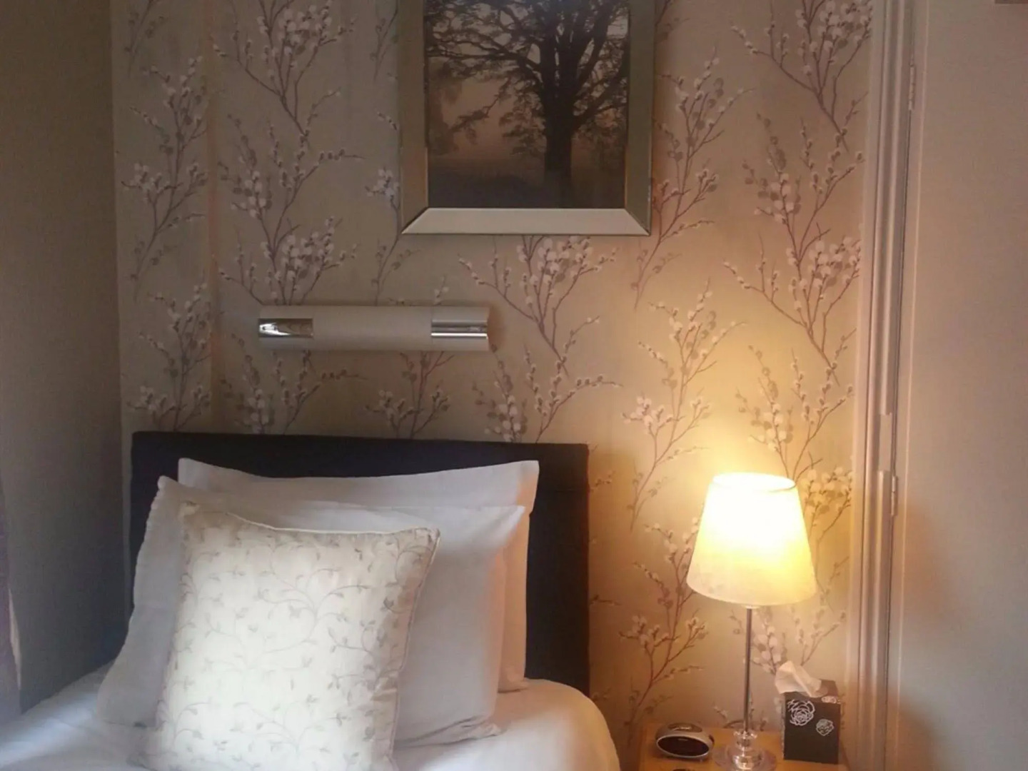 Hunter's Moon Guest House