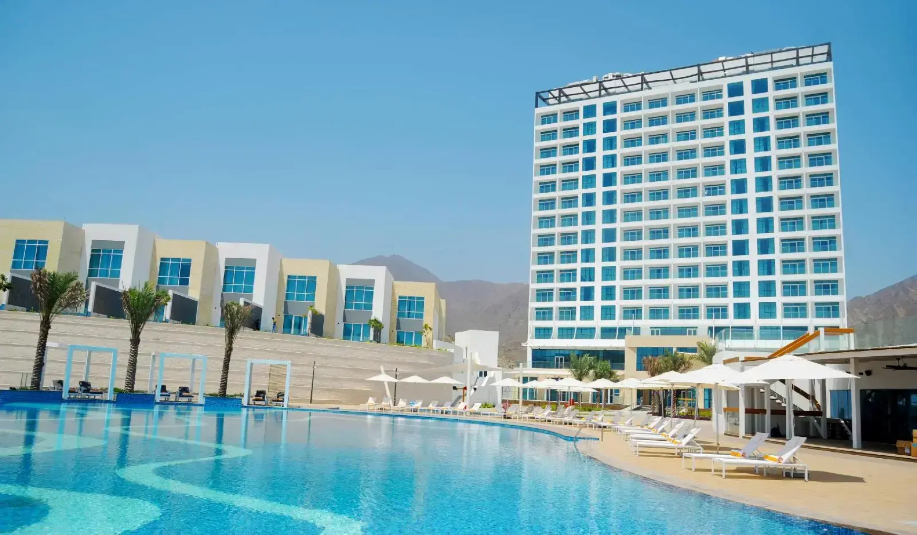 Royal M Al Aqah Beach Resort By Gewan