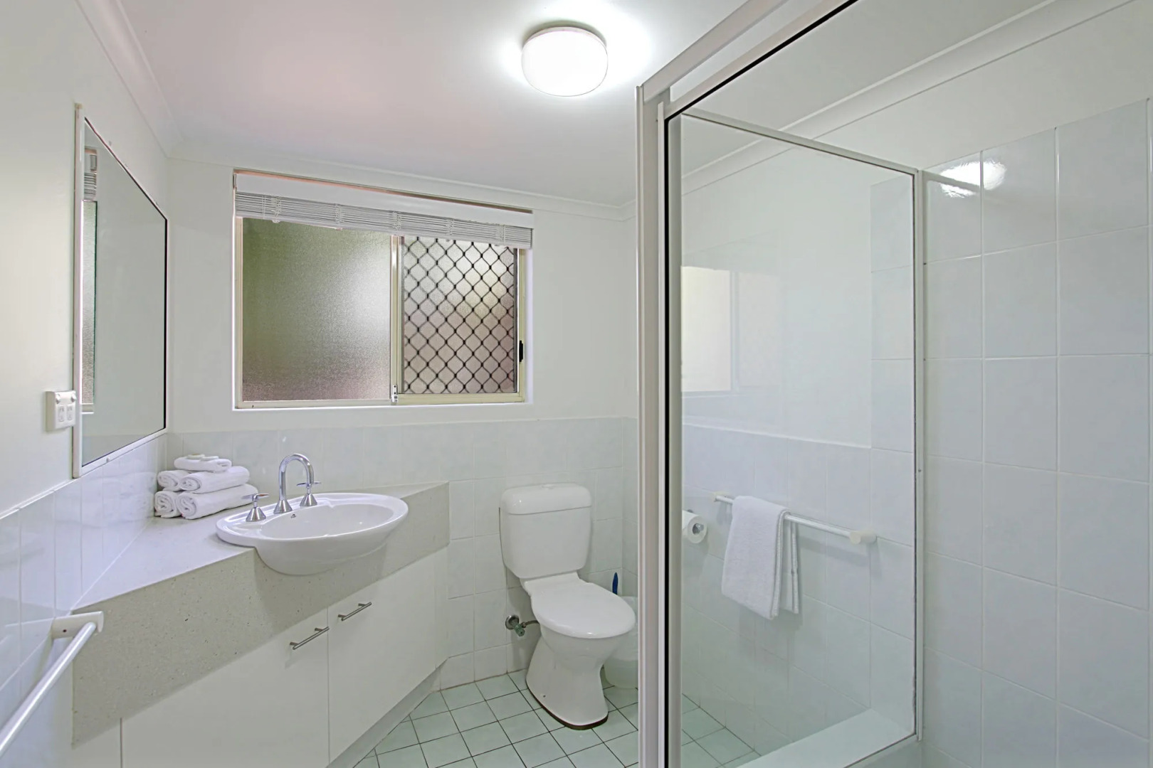 Sea Breeze on Main Beach