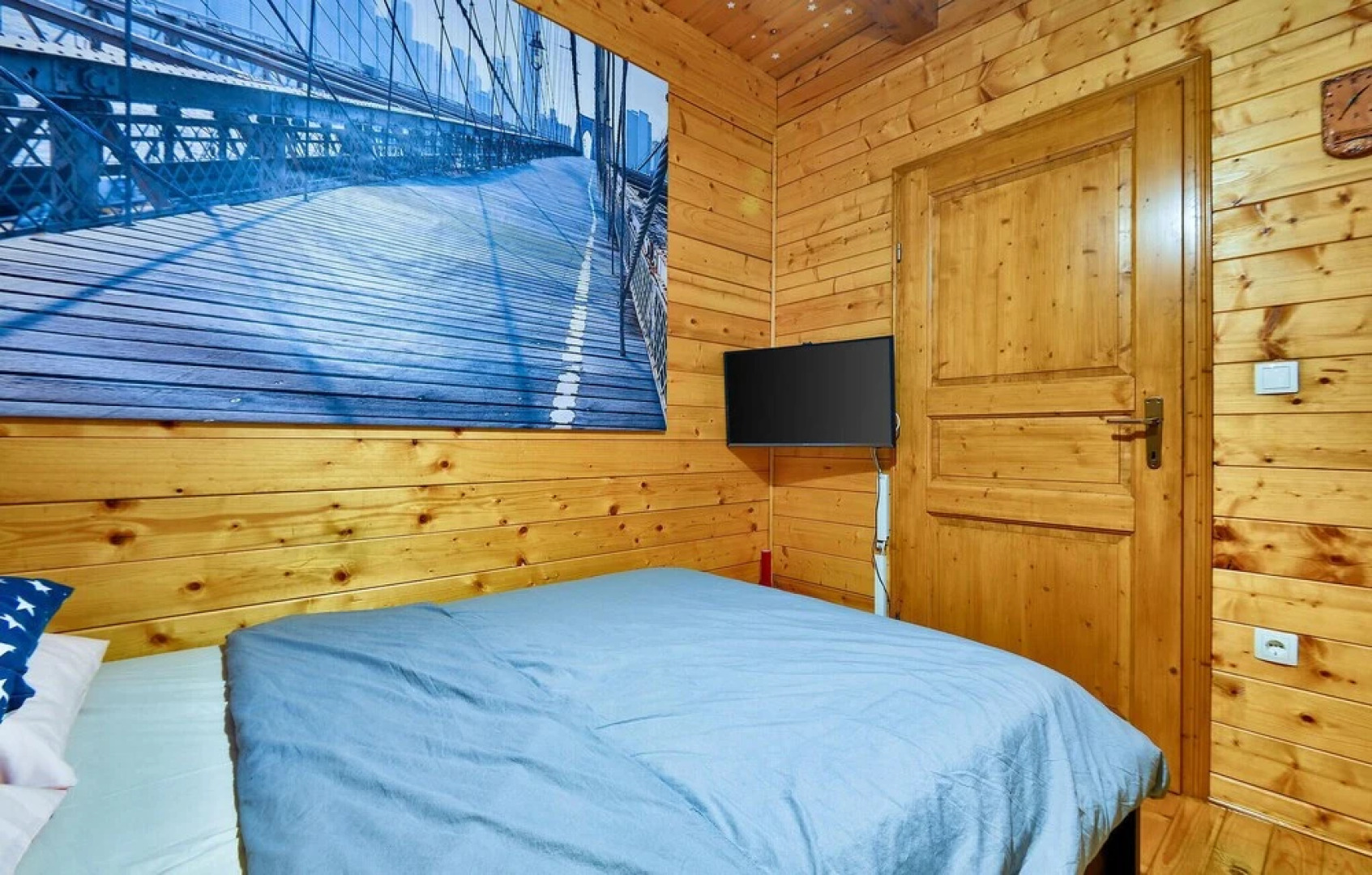 Beautiful Home in Paruzevina With Jacuzzi, Wifi and 1 Bedrooms