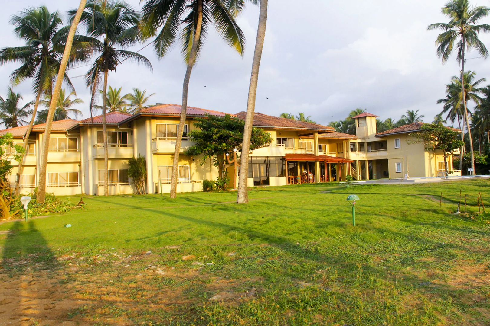 Отель Sanmali Beach