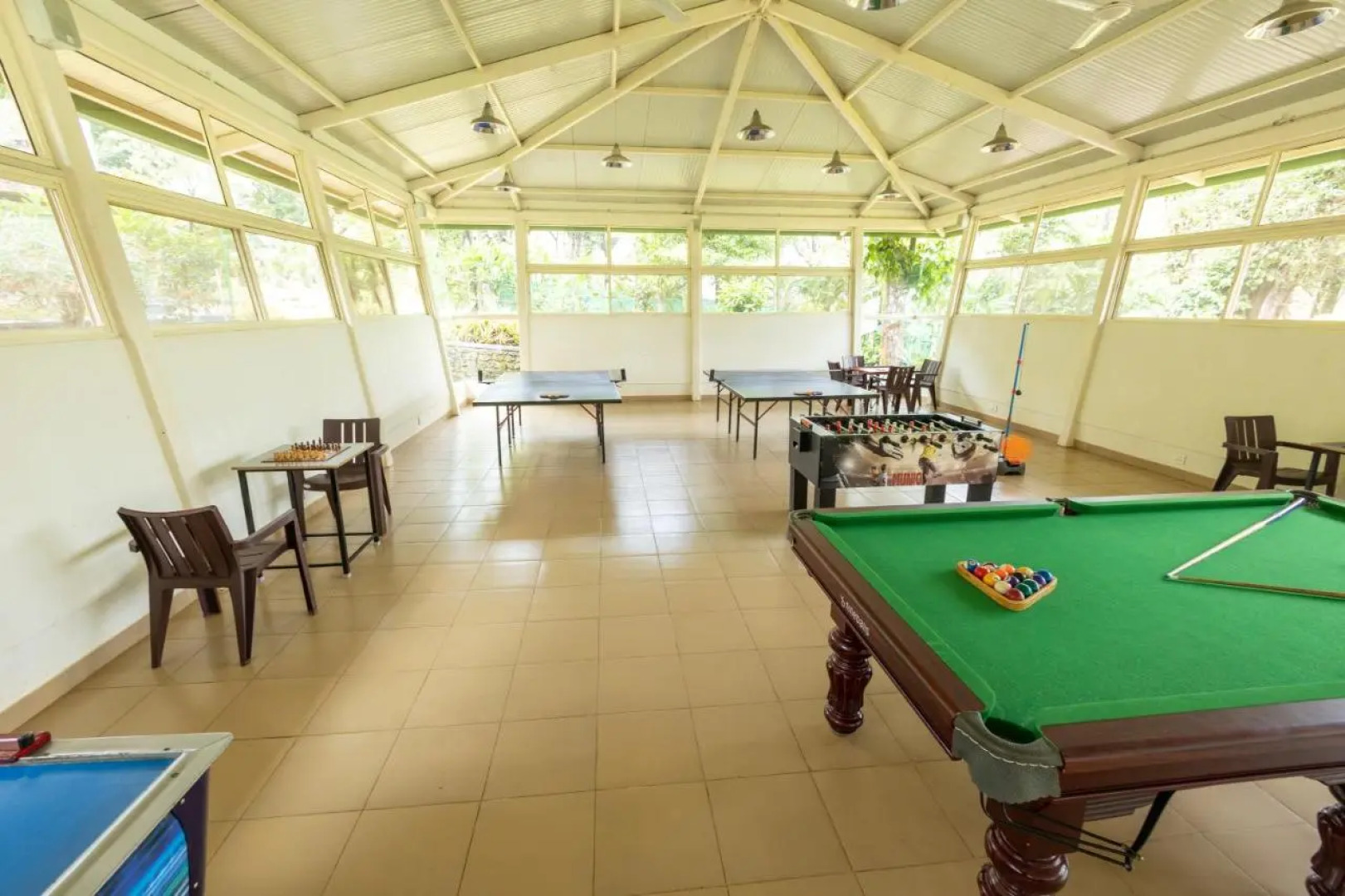 Honey Dewz Exotica Hotel & Resort