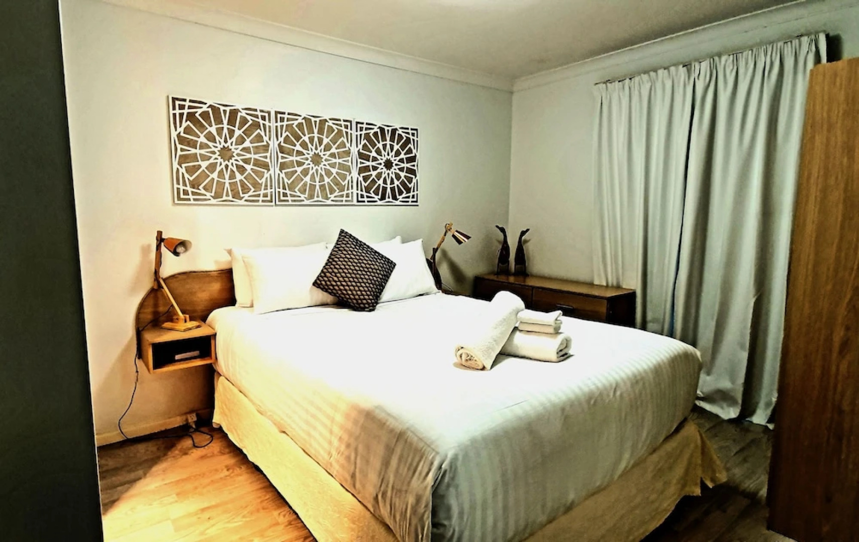 West Beach Lagoon 210 – Amazing Views