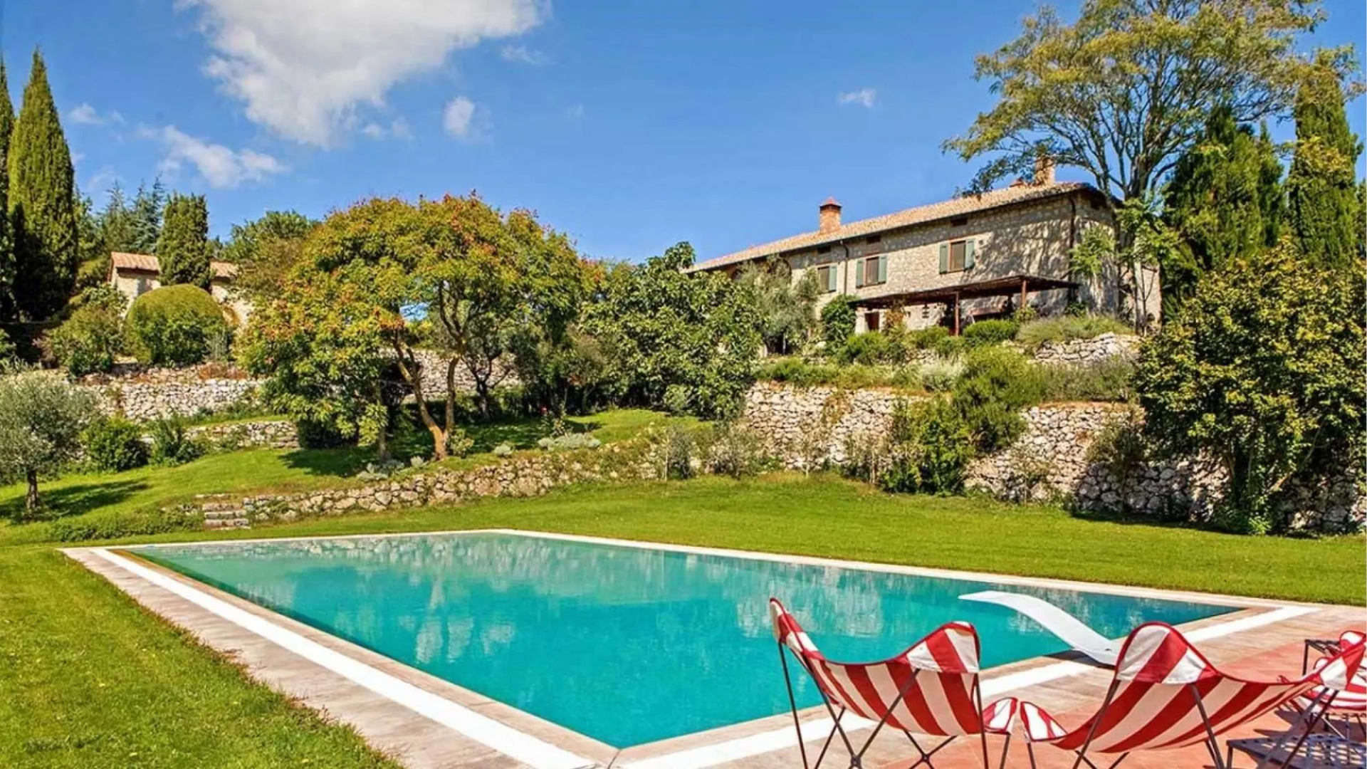 Independent Villa With 12 Beds-villa Aiola