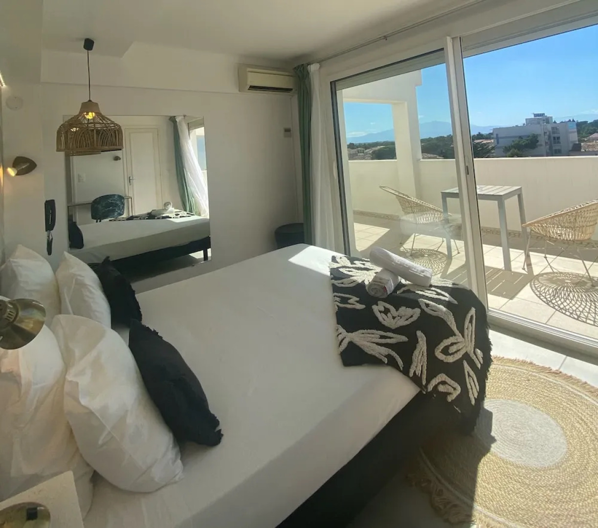 Hôtel Les Sables - Urban Style - by Logis Hotels