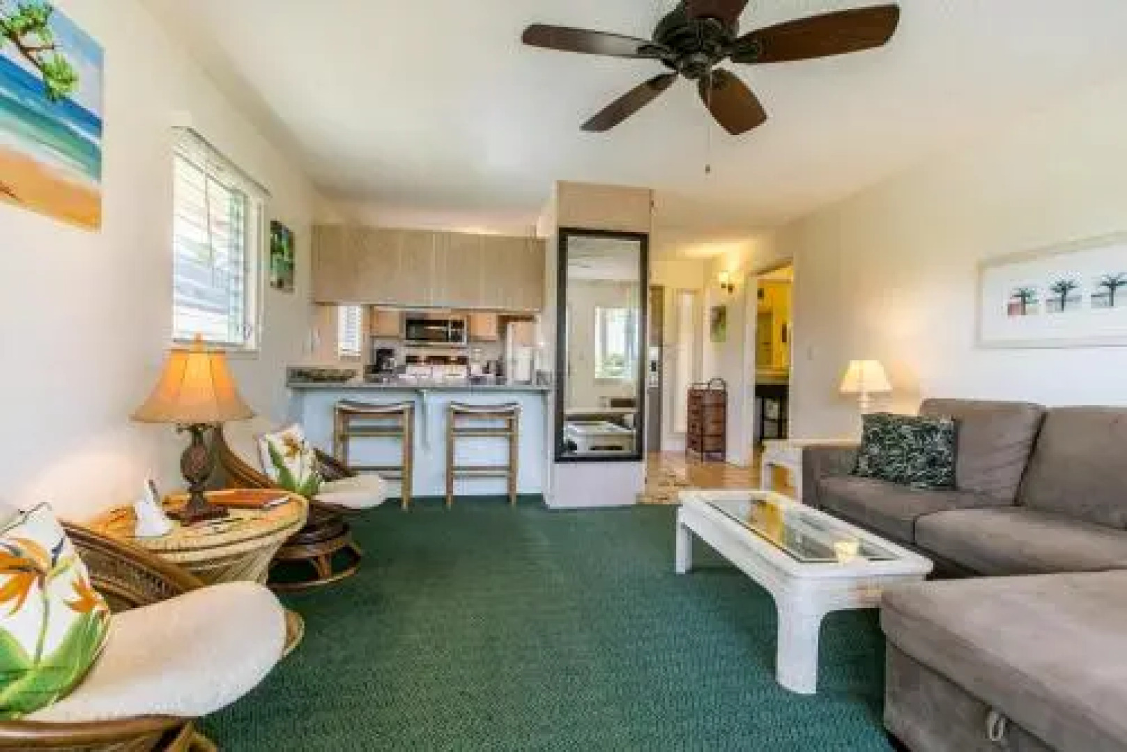 Plantation Hale J16, 2nd Floor, End Unit