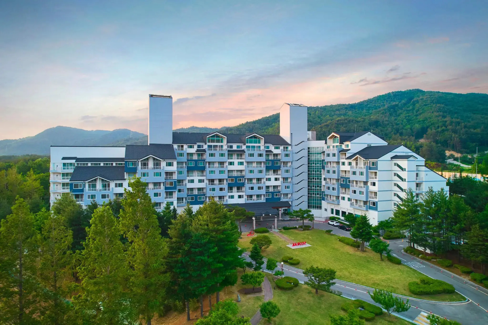 Kumho Seorak Resort
