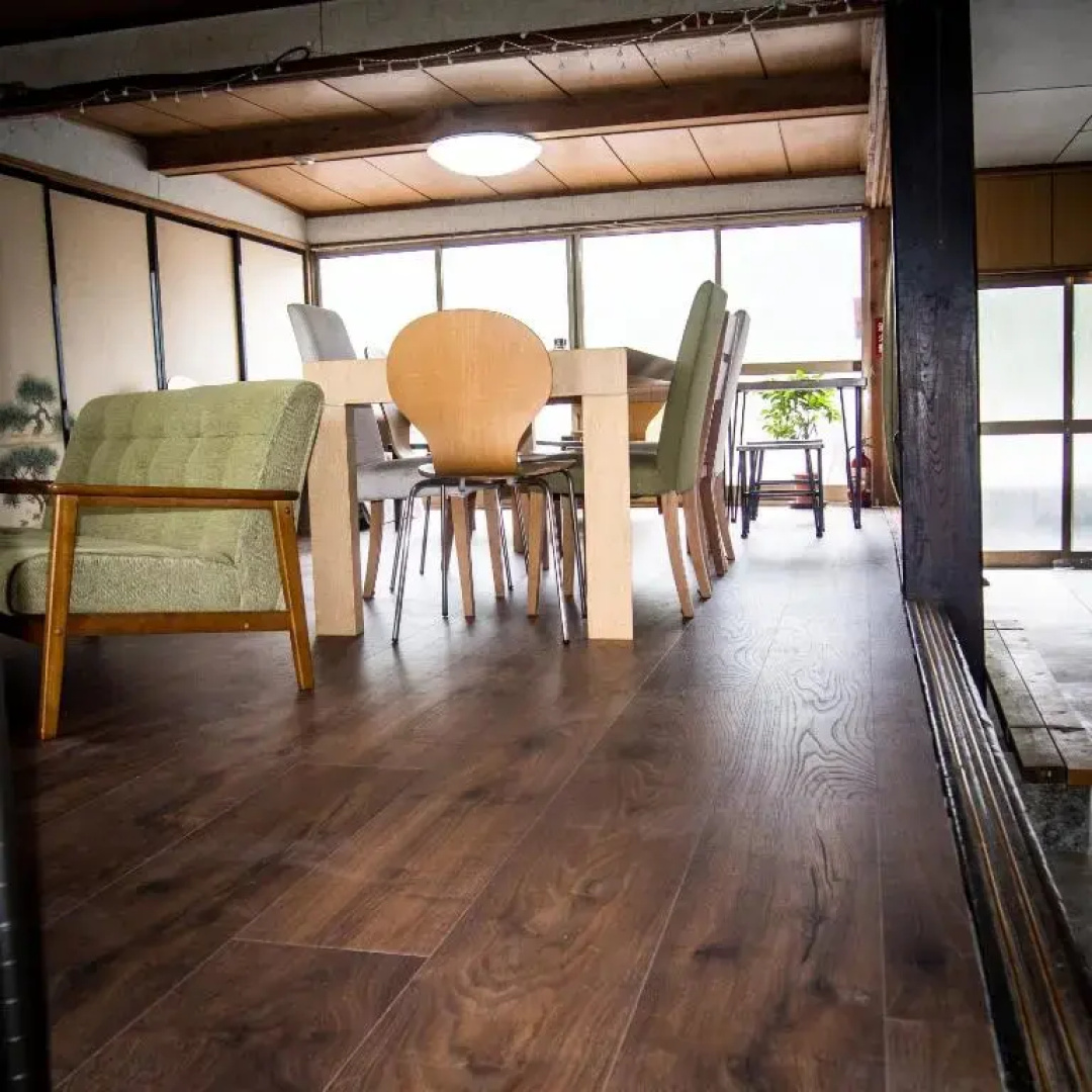 Astuto Riders House