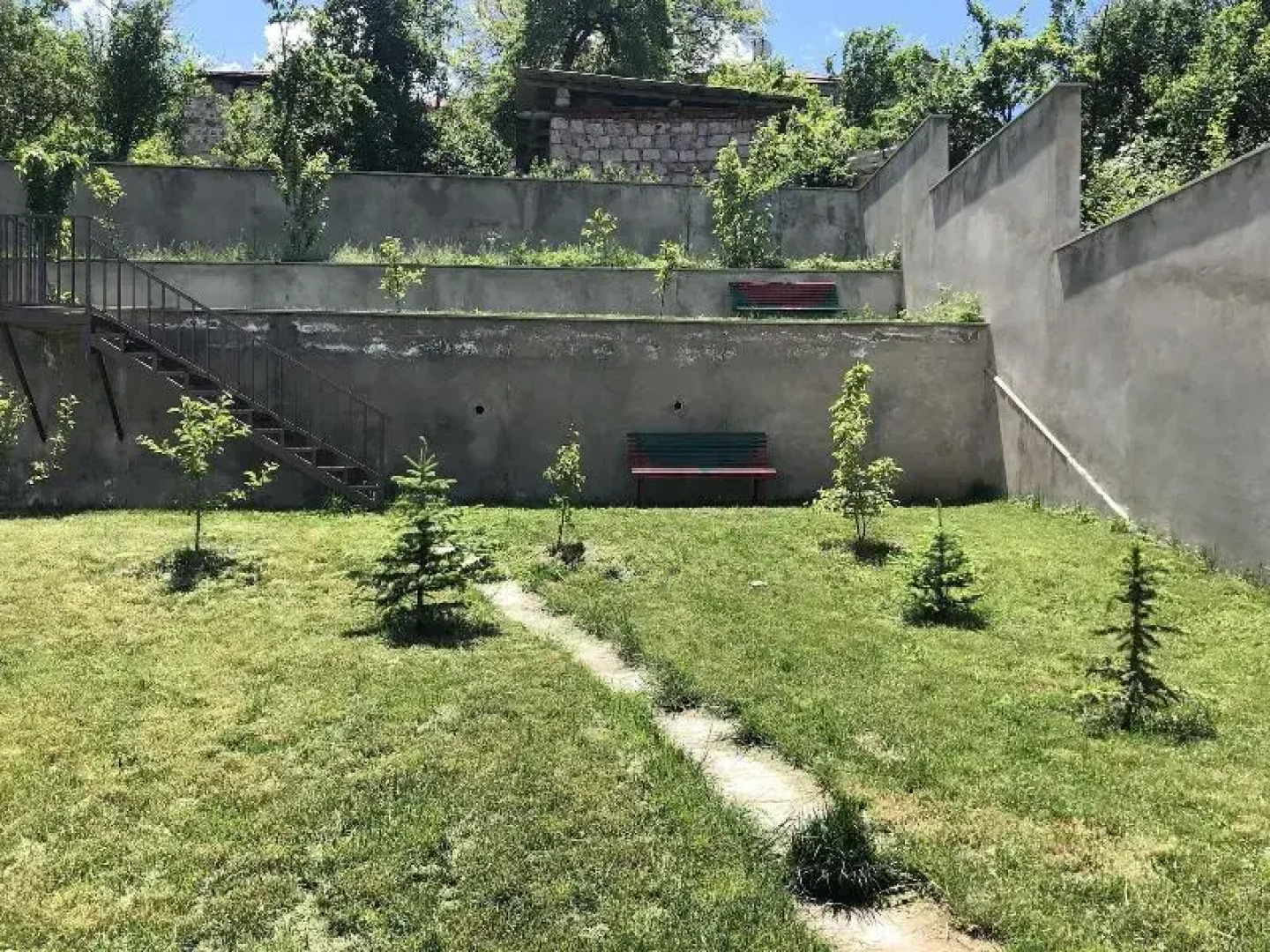 Check Inn Dilijan