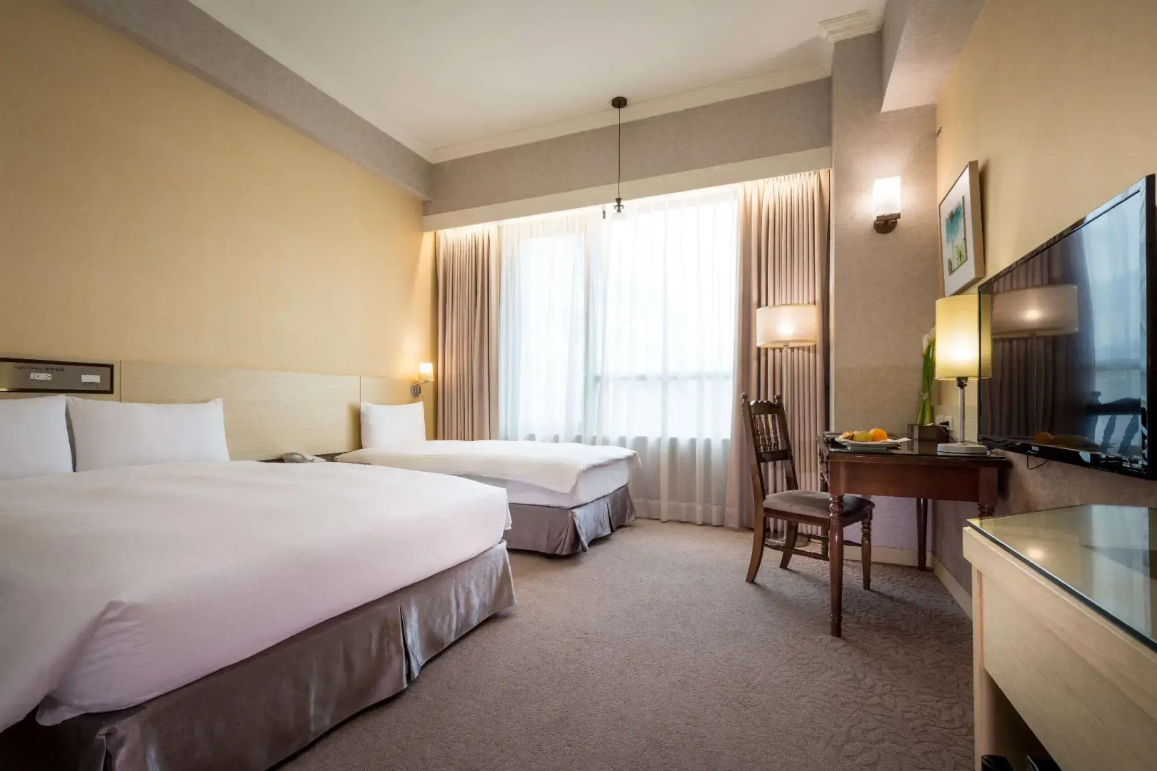 Royal Chiayi Hotel