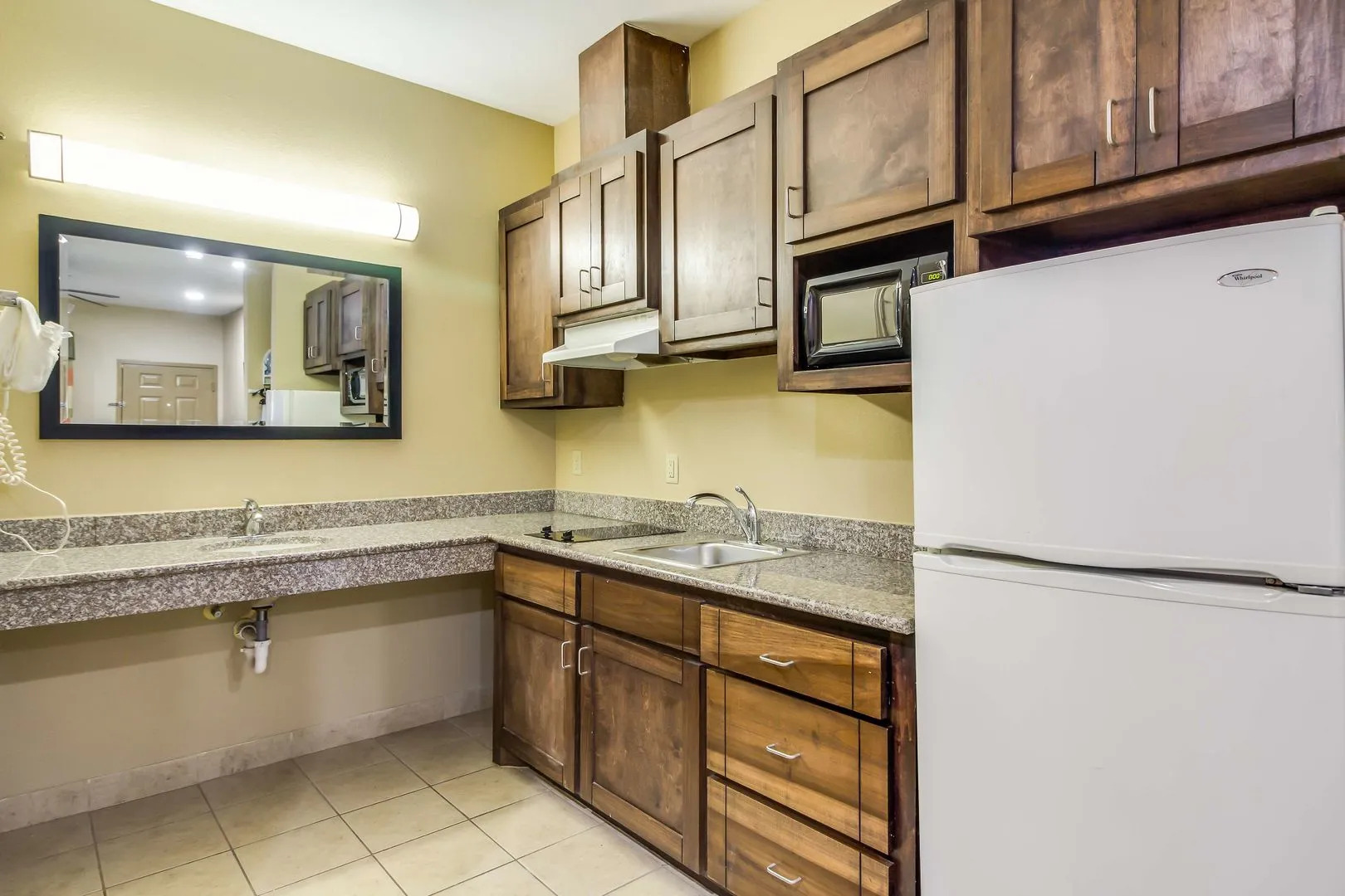 Americas Best Value Inn & Suites Tomball