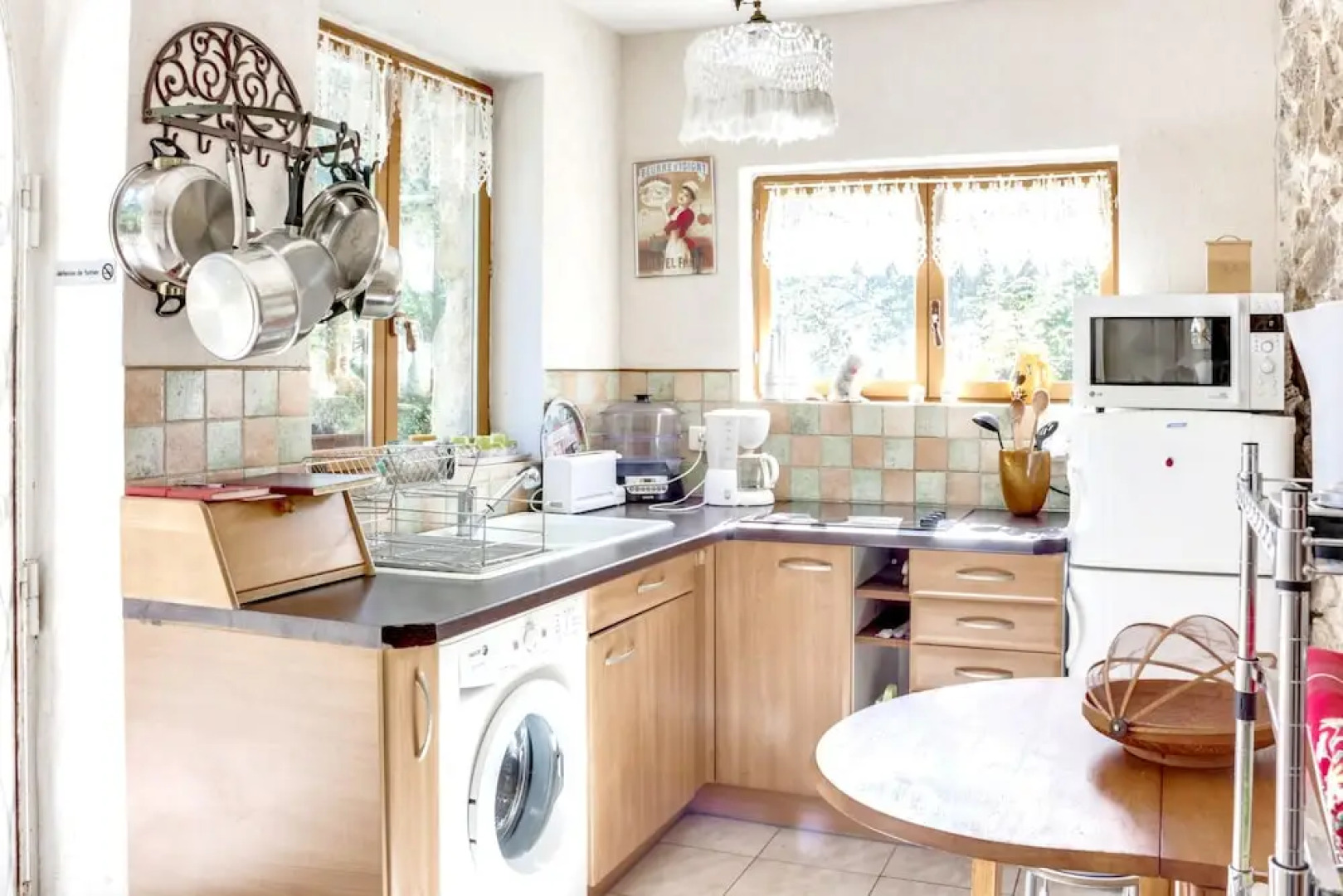 House With one Bedroom in Pougnadoresse, With Pool Access, Furnished T