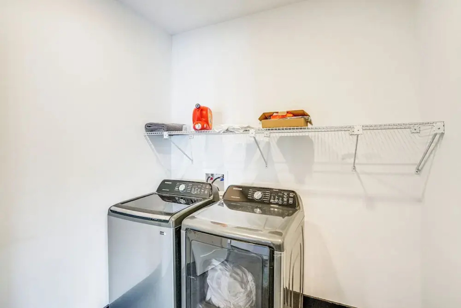 Custom Windham Mtn Villa w/ Pool, Theater & Views!