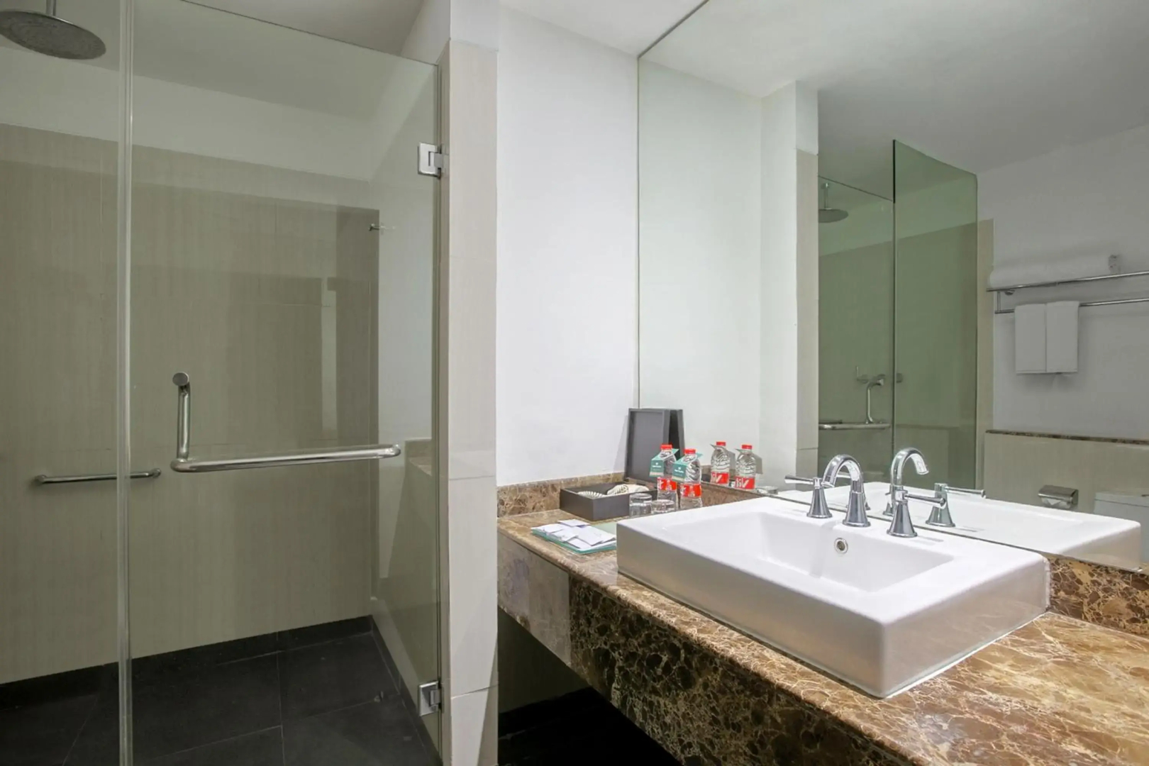 Hotel Santika Cikarang