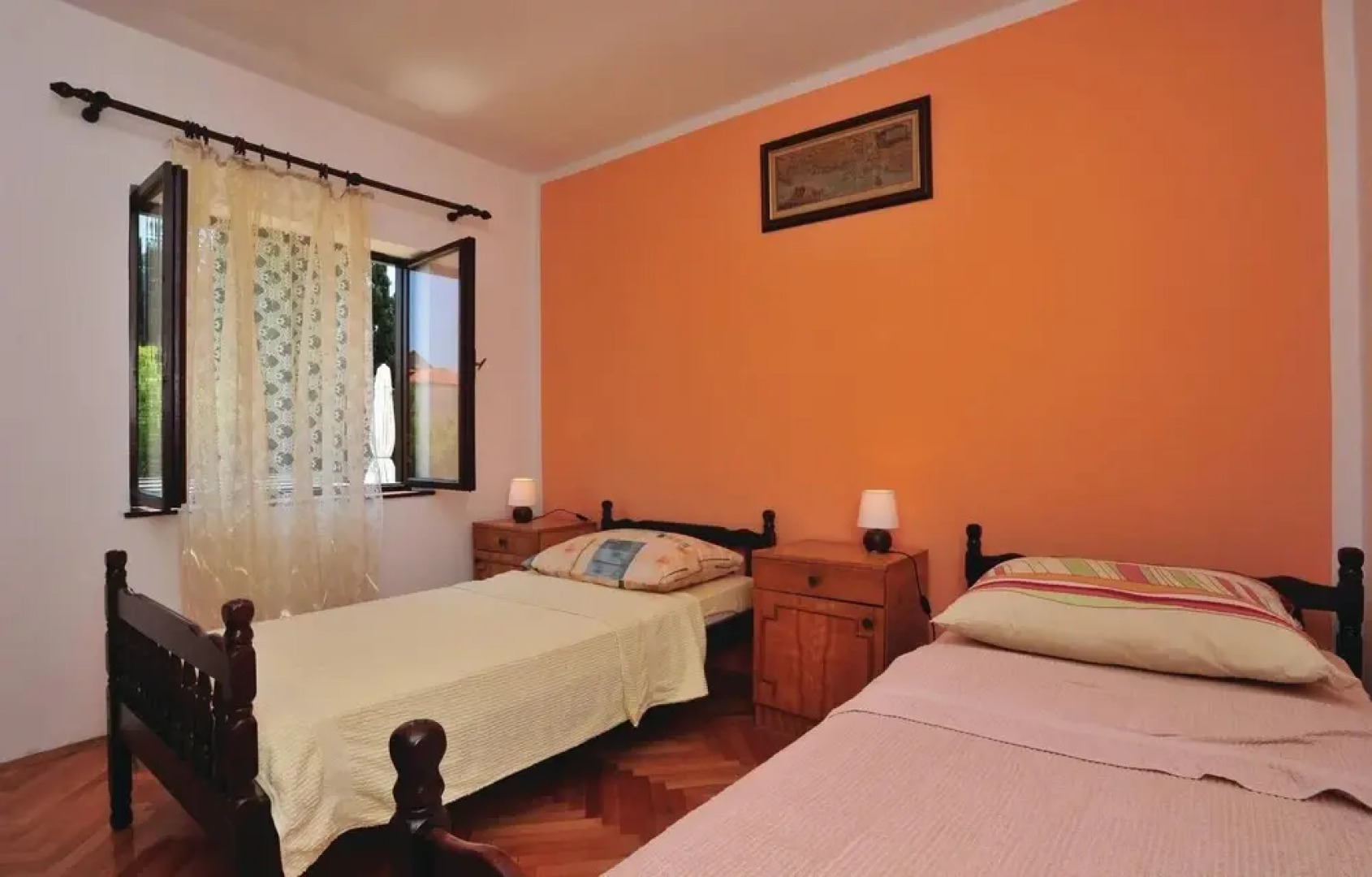 Awesome Home in Kastel Luksic With Sauna, Wifi and 6 Bedrooms