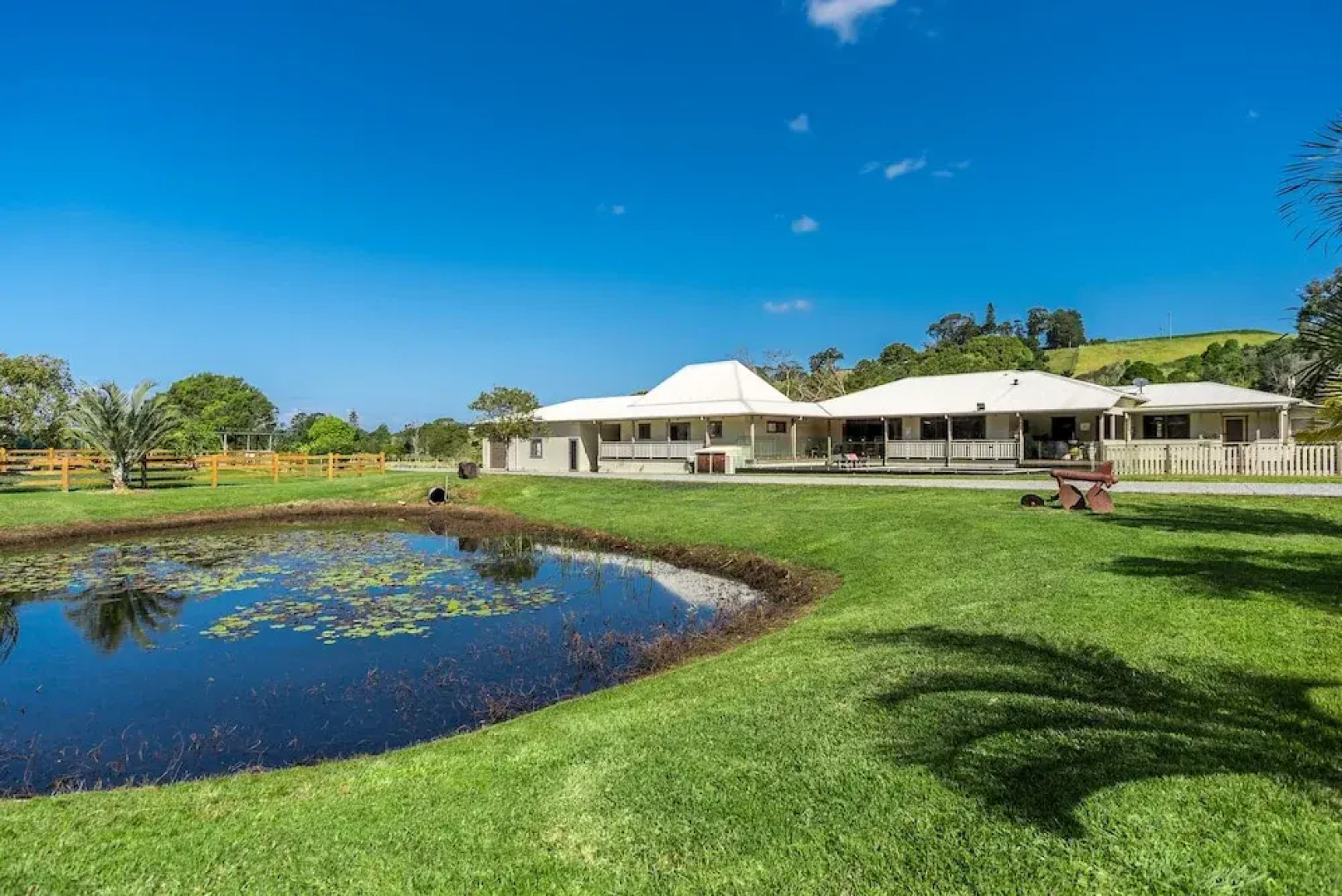 Your Luxury Escape - Midgen Flat