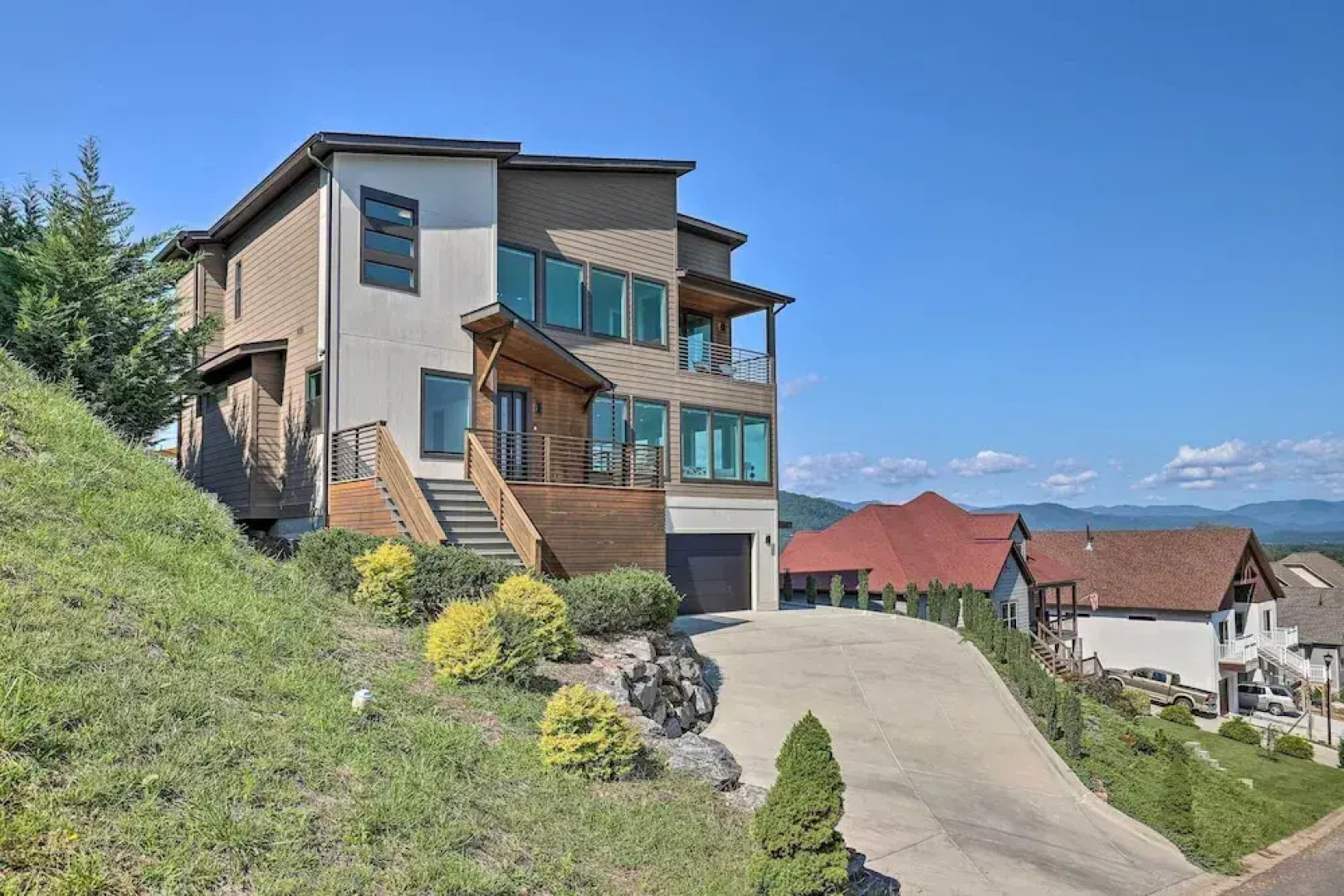 Luxe Asheville Home w/ Stunning Mountain Views!