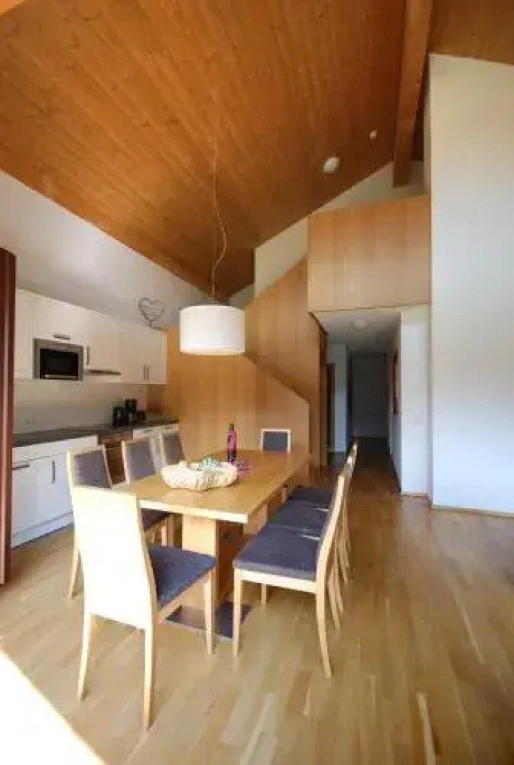 EdelWeiss AlpinLodge