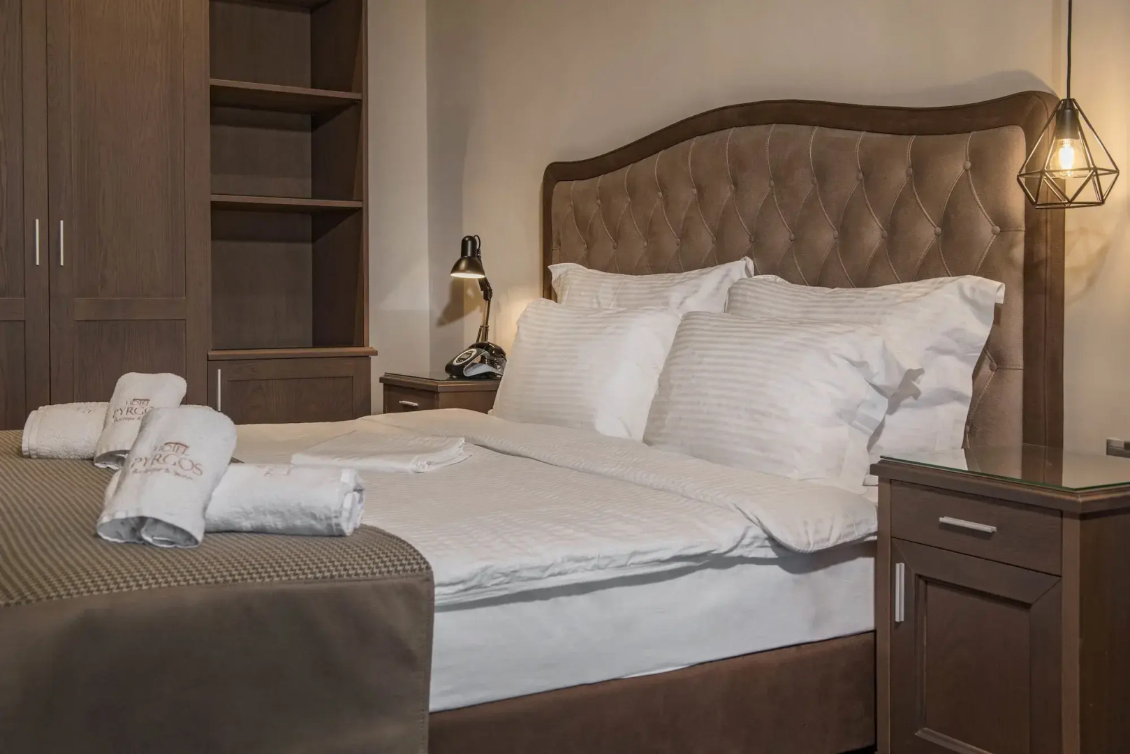 Hotel Pyrgos Boutique & Suites