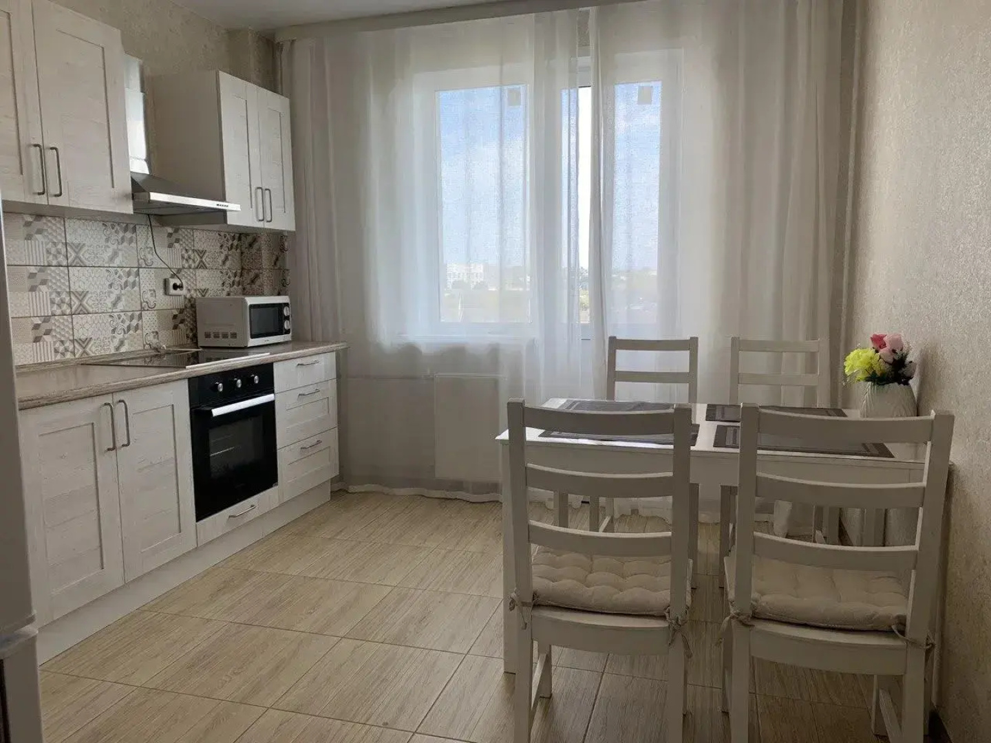 EasyRent на улице Тухачевского 40А