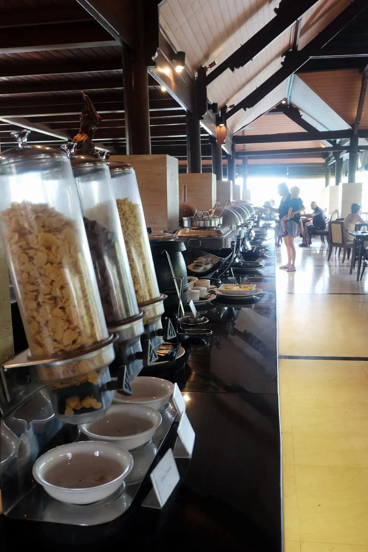 Grand Balisani Suites Hotel