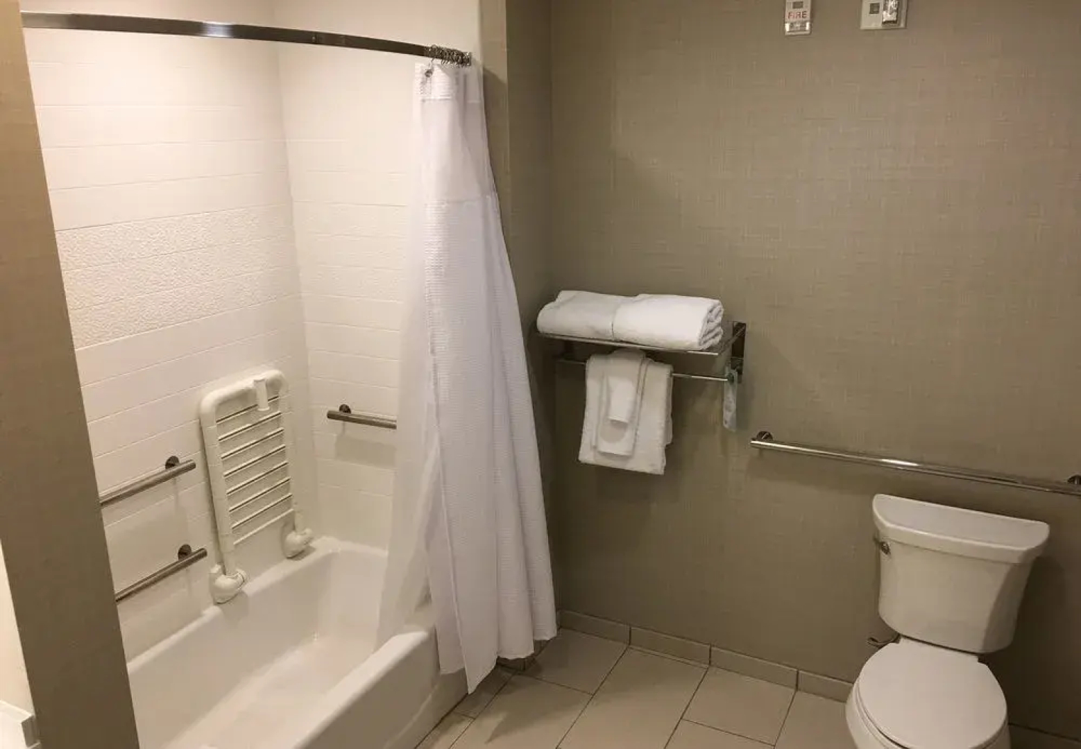 Fairfield Inn & Suites Savannah Midtown