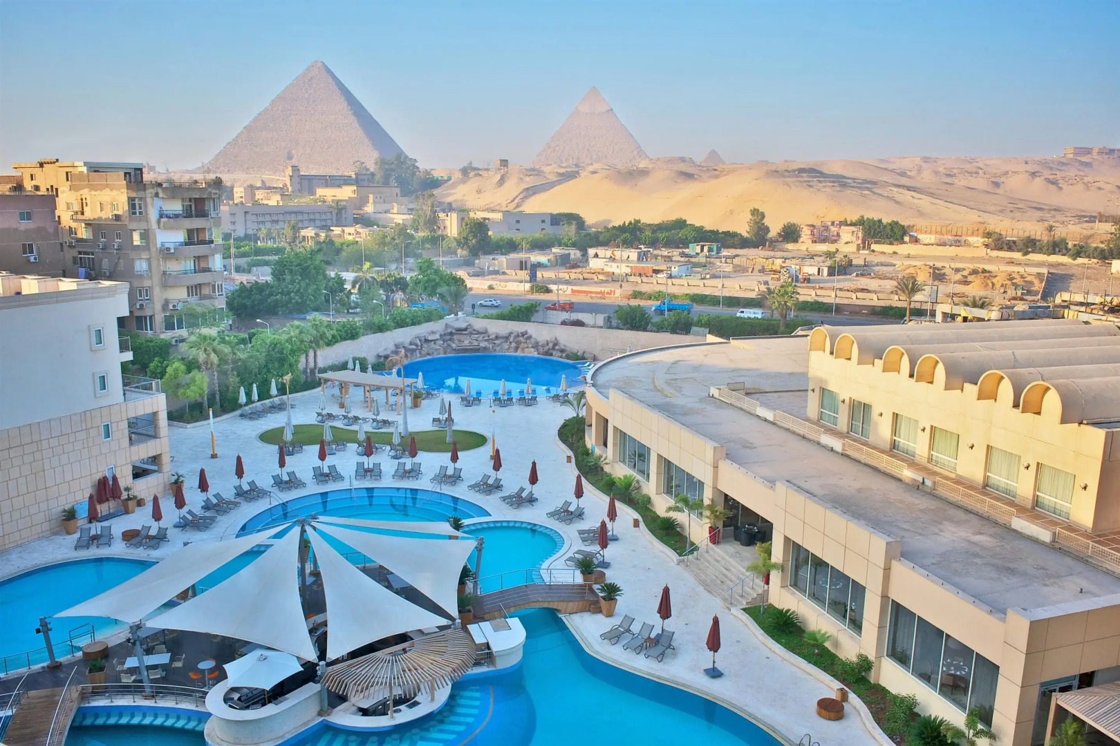 Le Meridien Pyramids Hotel & Spa