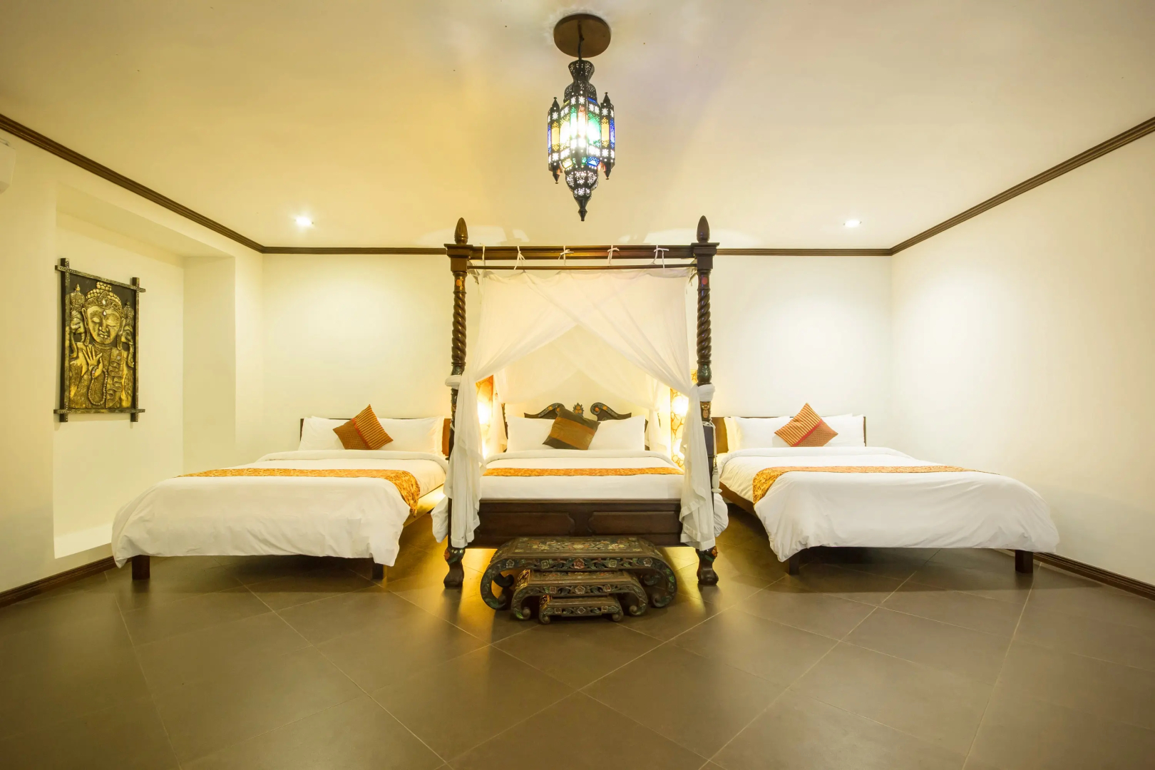 Cintai - Coritos Garden Hotel