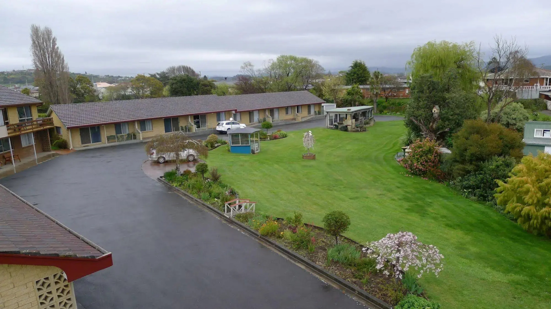 Willaway Motel Apartments