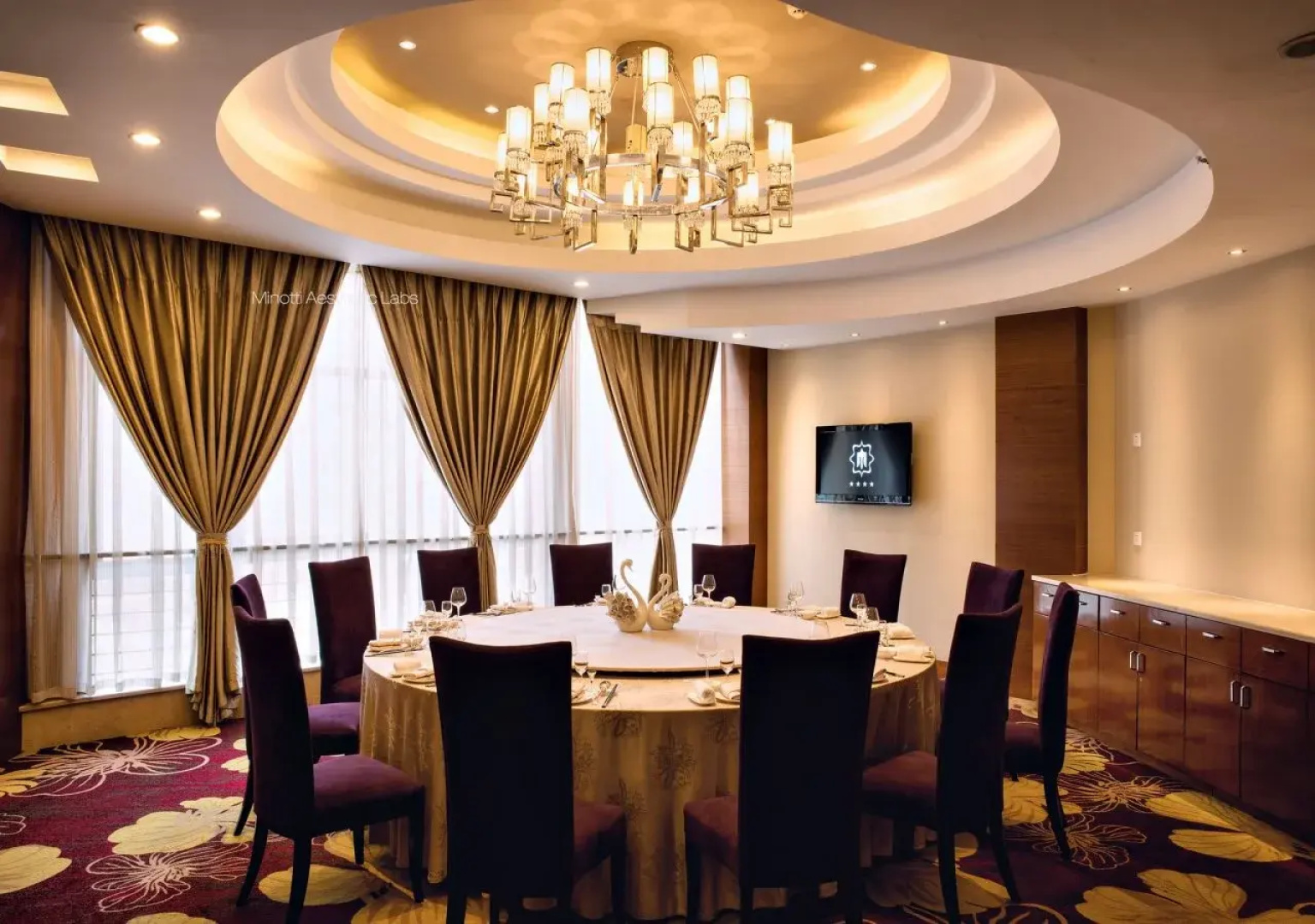 Universal House Hotel
