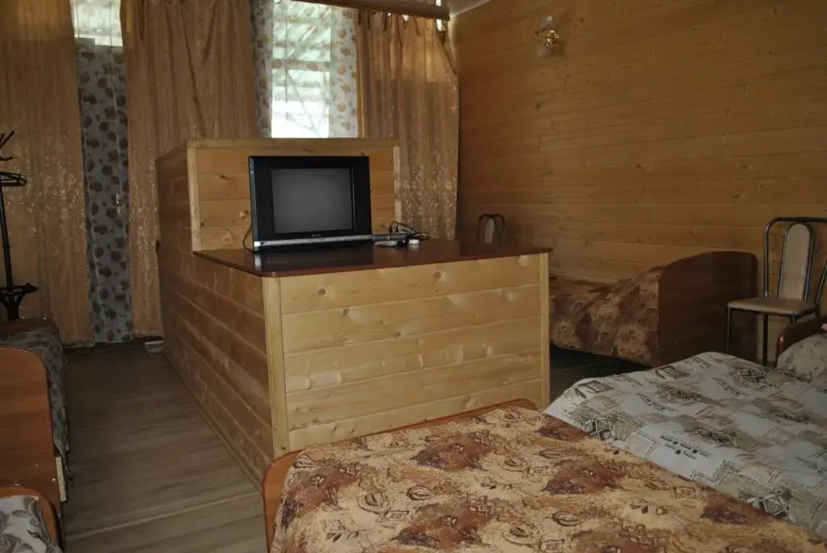 Postoyaliy dvor