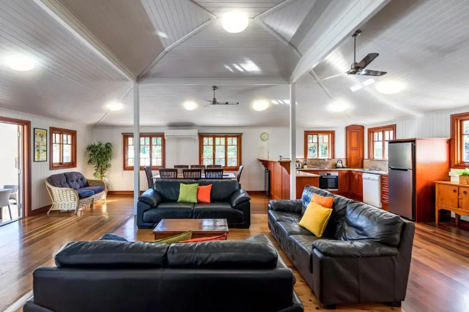 Island Adventure Holiday House