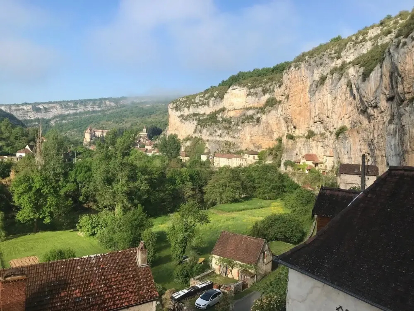 Un jardin dans la falaise