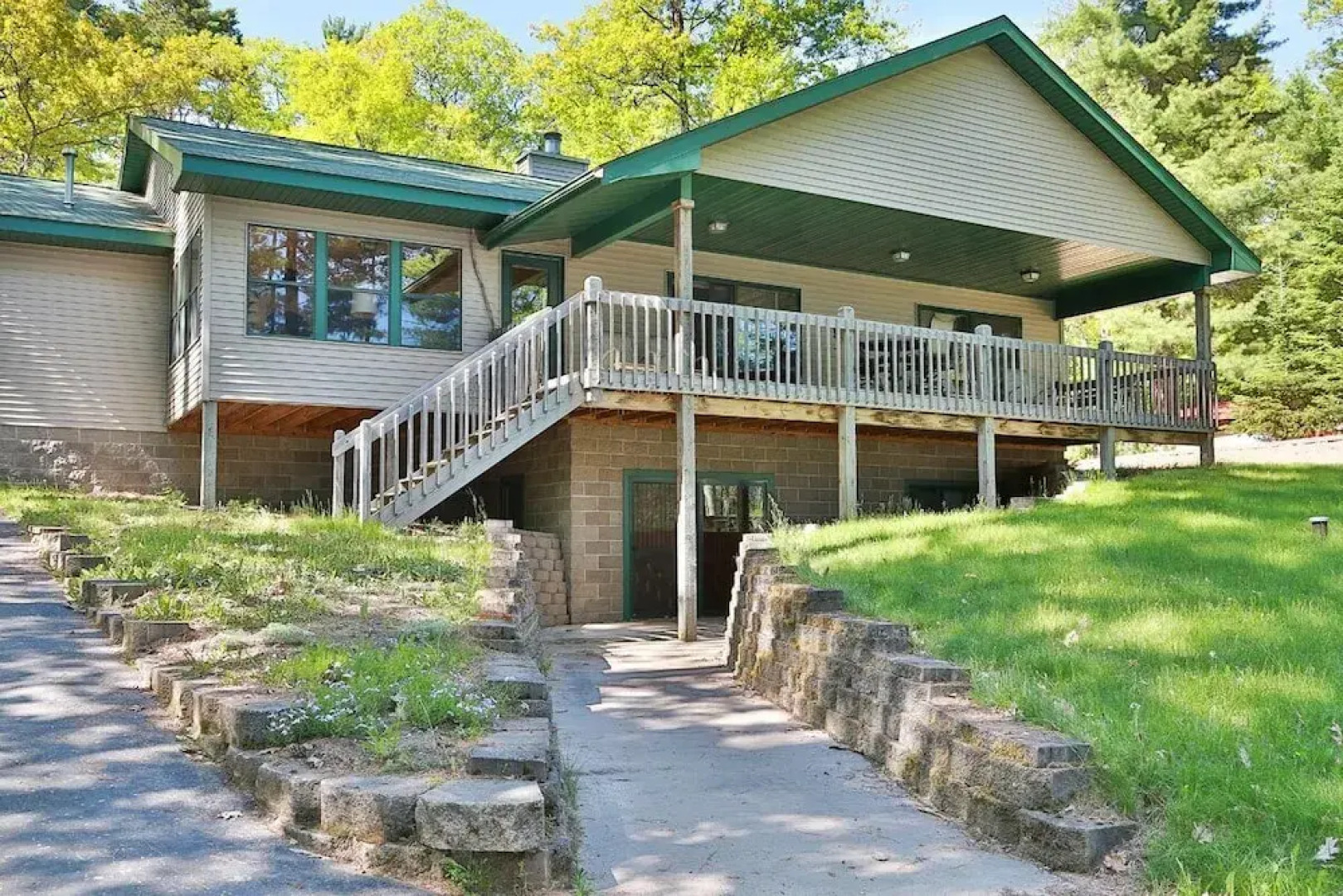 Esox Inlet - 4 Br Home