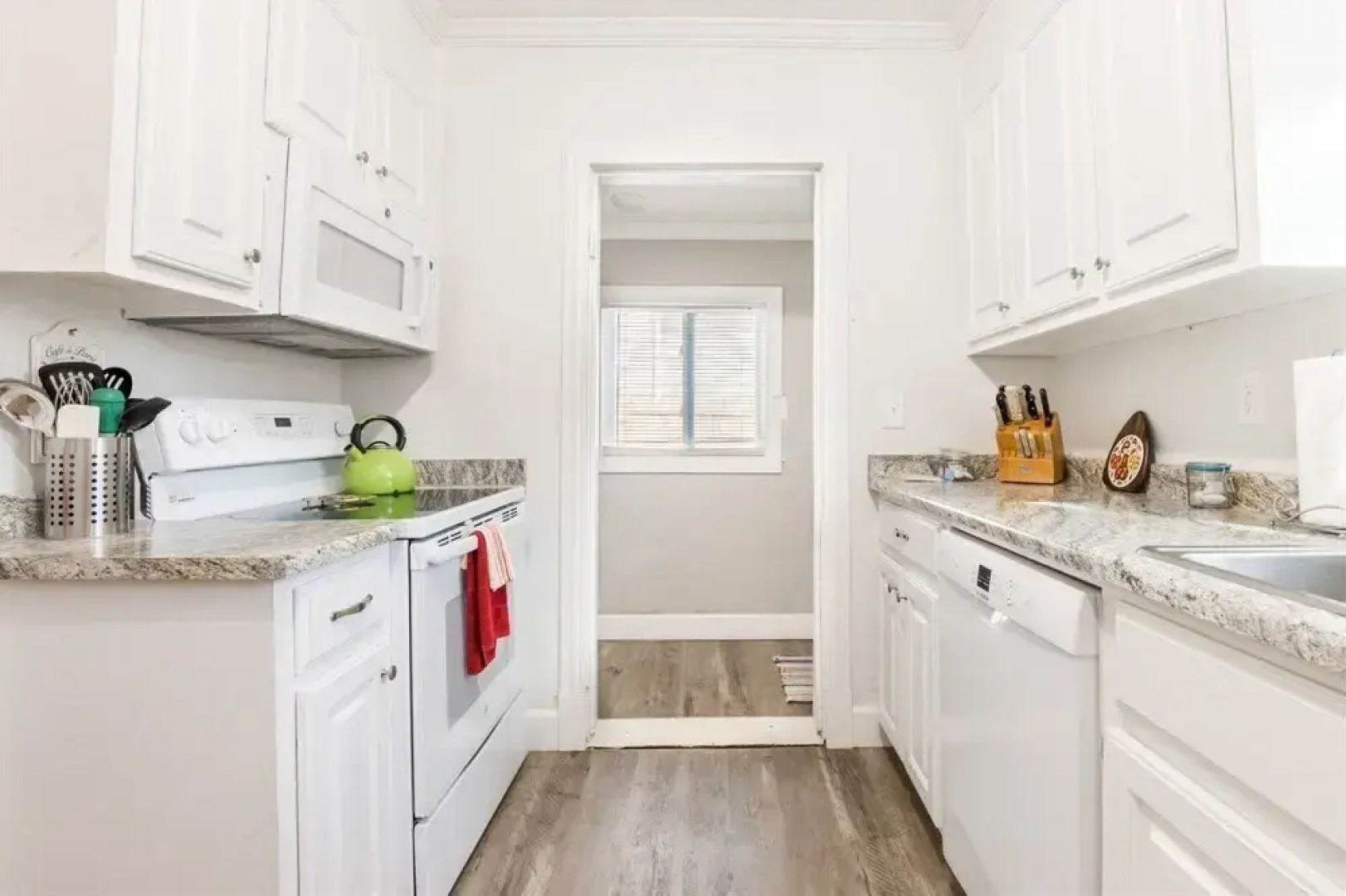 Cumberland Ave - 205