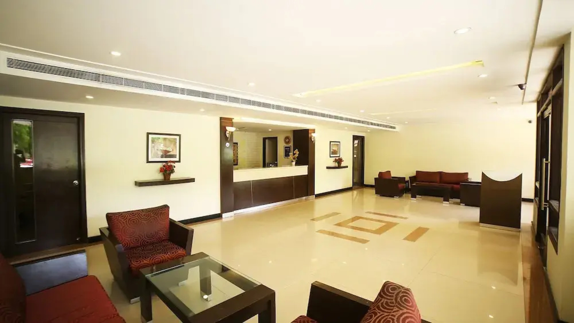 Hotel Rajvihar Deluxe