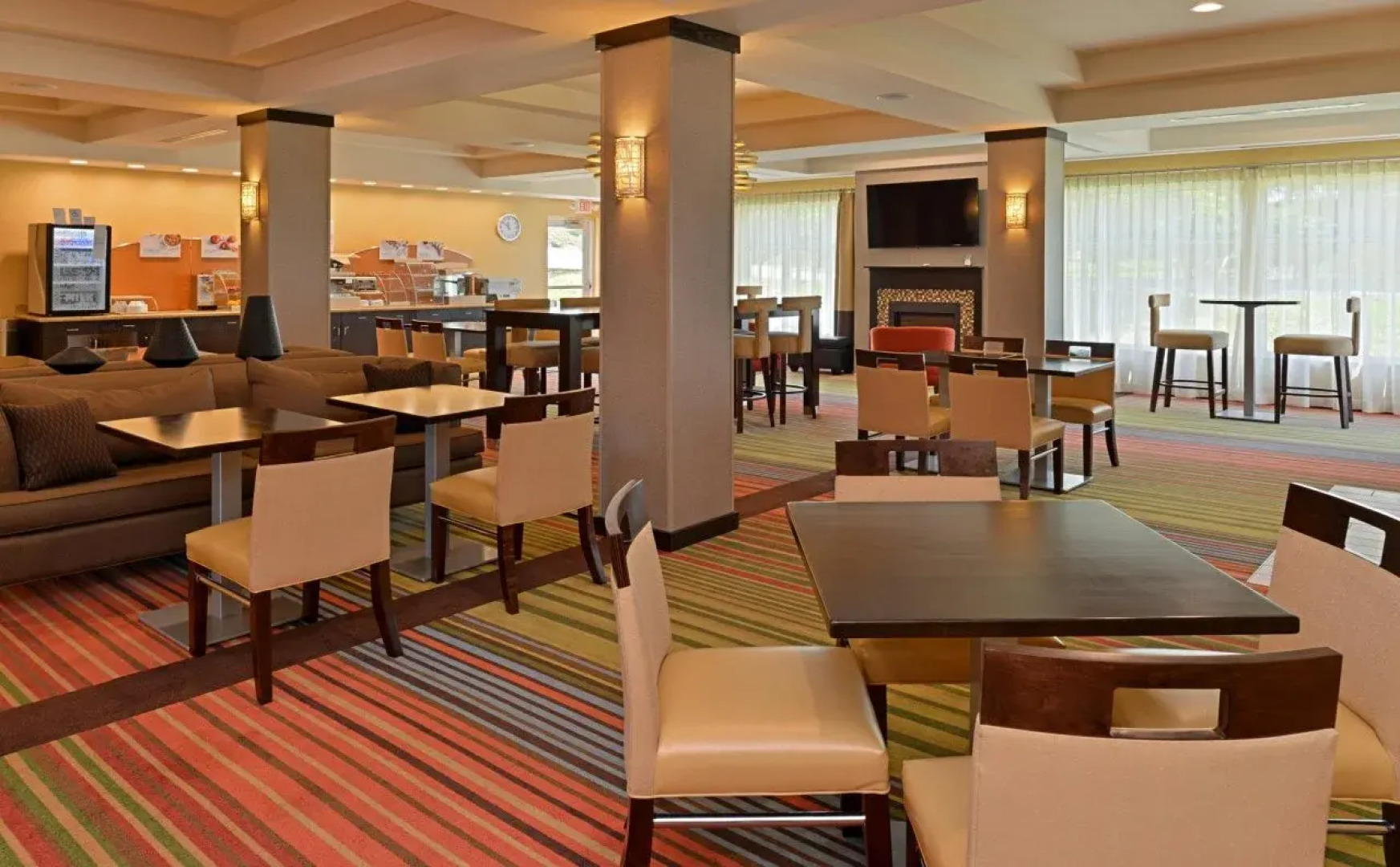 Holiday Inn Express & Suites New Martinsville by IHG