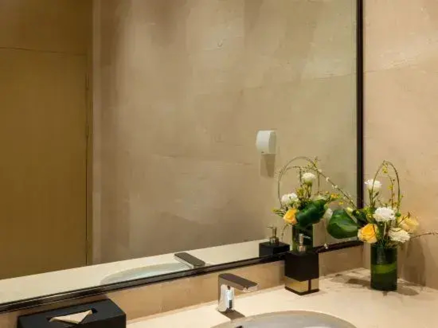 Lanzhou Haihong Holiday Hotel