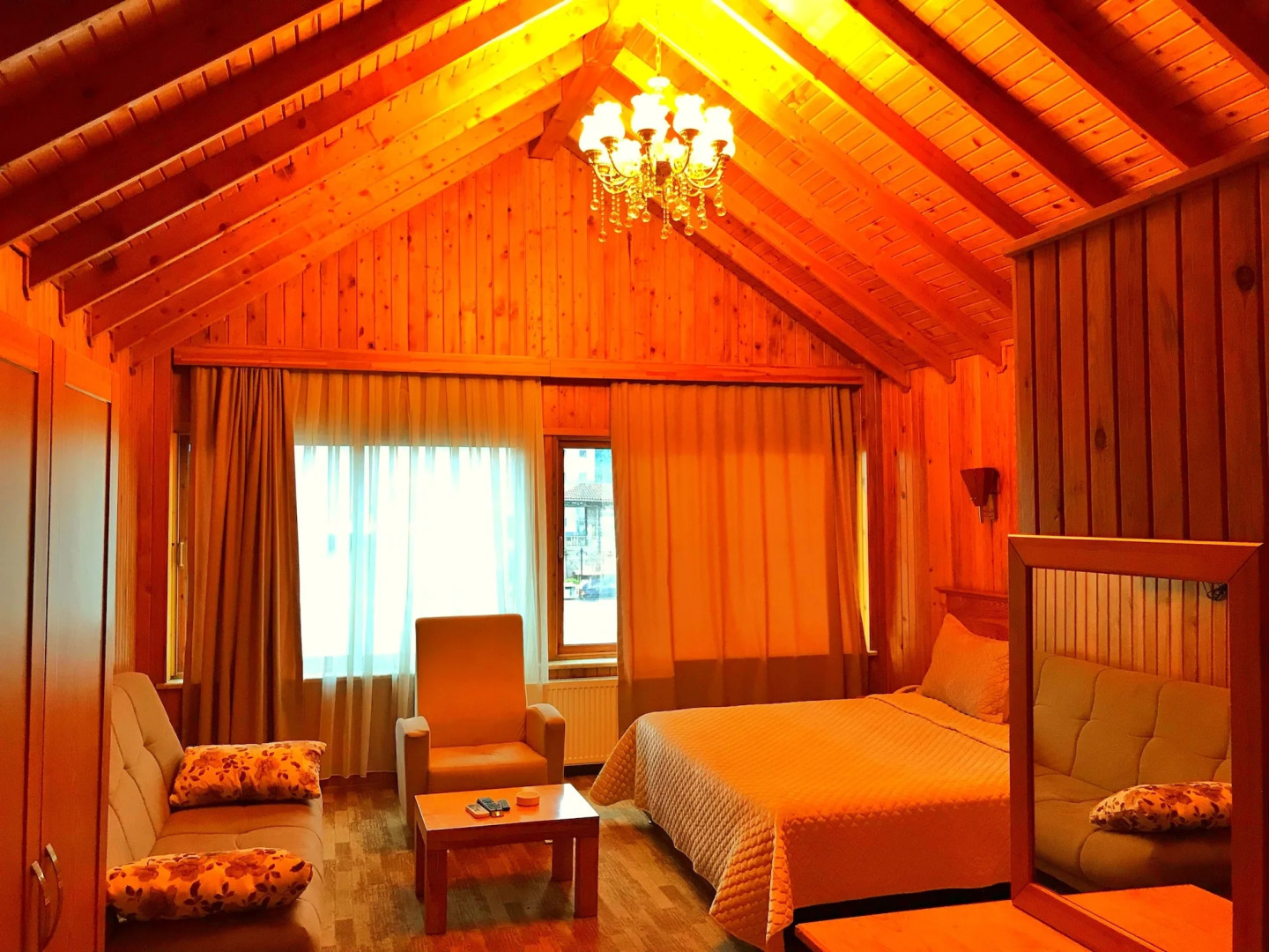 Отель Green Palace Suite 